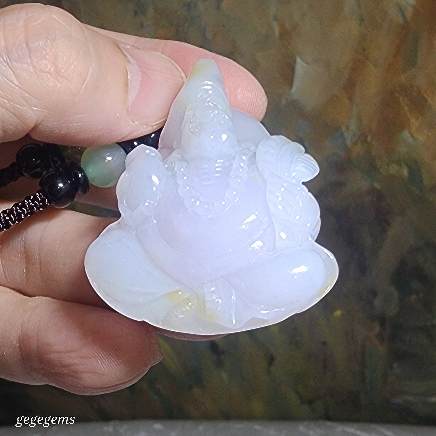 Type A Jadeite Premium light lavender & yellow Ji Gong Jade pendant (with certificate) 精品翡翠A货浅紫罗兰小许黄翡济公活佛吊坠(带证书)