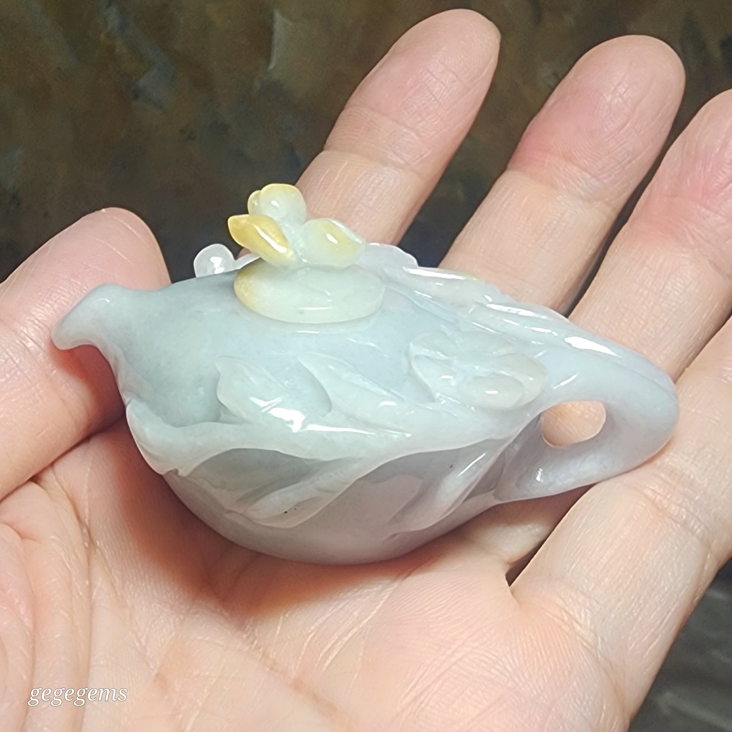 Premium Type A Jadeite light yellow light lavender light green hand carved Jade Teapot handheld (with certificate) 精品翡翠淡绿淡紫浅黄福禄寿三色手工圆雕小茶壶把件摆件(把把胡 把把赢)(带证书)