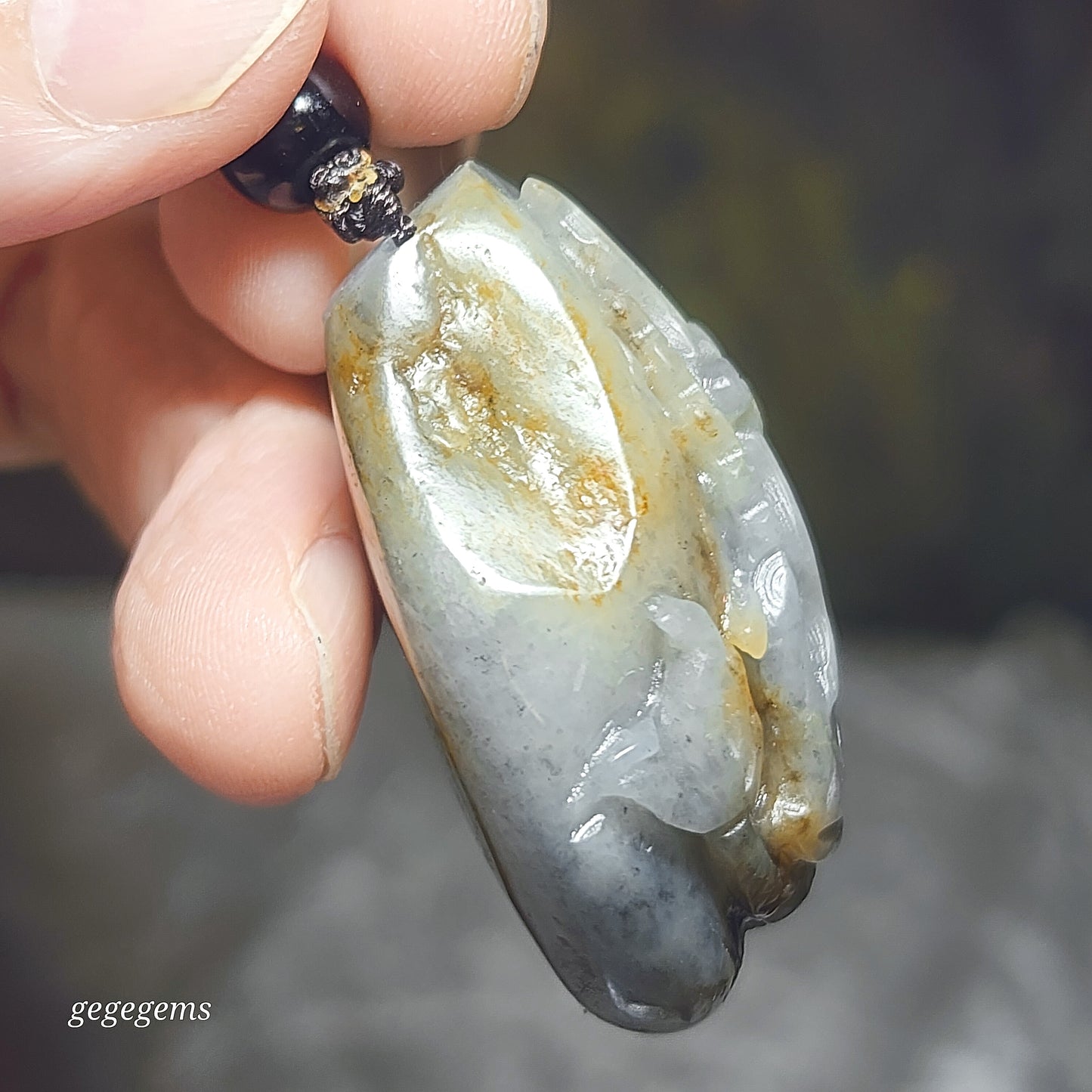 Premium Hetian Pebble Nephrite Qinghua (black & white) carved Dragon Tortoise Chinese Coin handheld / pendant (with certificate) 优质和田玉籽玉青花(黑白)黄沁龙龟铜钱手把/吊坠(带证书)