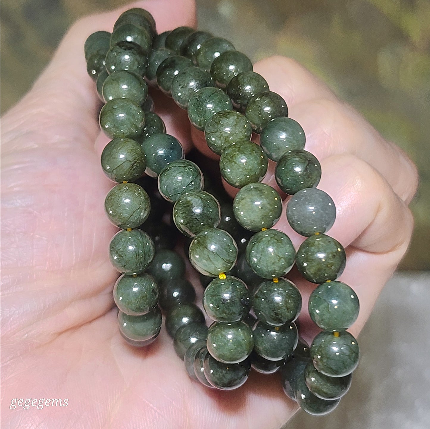 8.2mm Natural untreated Burma Jade (Type A Jadeite) light green with yellow hue Jade necklace (with certificate) 翡翠淡绿带黄调项链(带证书)