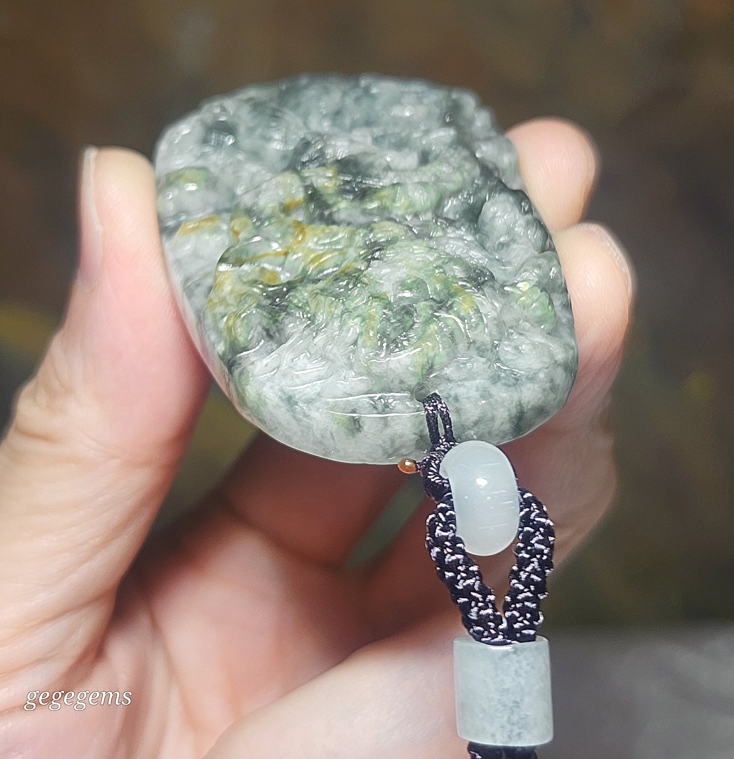 Burma Type A Jadeite light green blue & yellow floating flower Flying Dragon pendant (with certificate) [Natural Crystal] 翡翠淡黄绿蓝飘花飛龙在天吊坠(带证书)