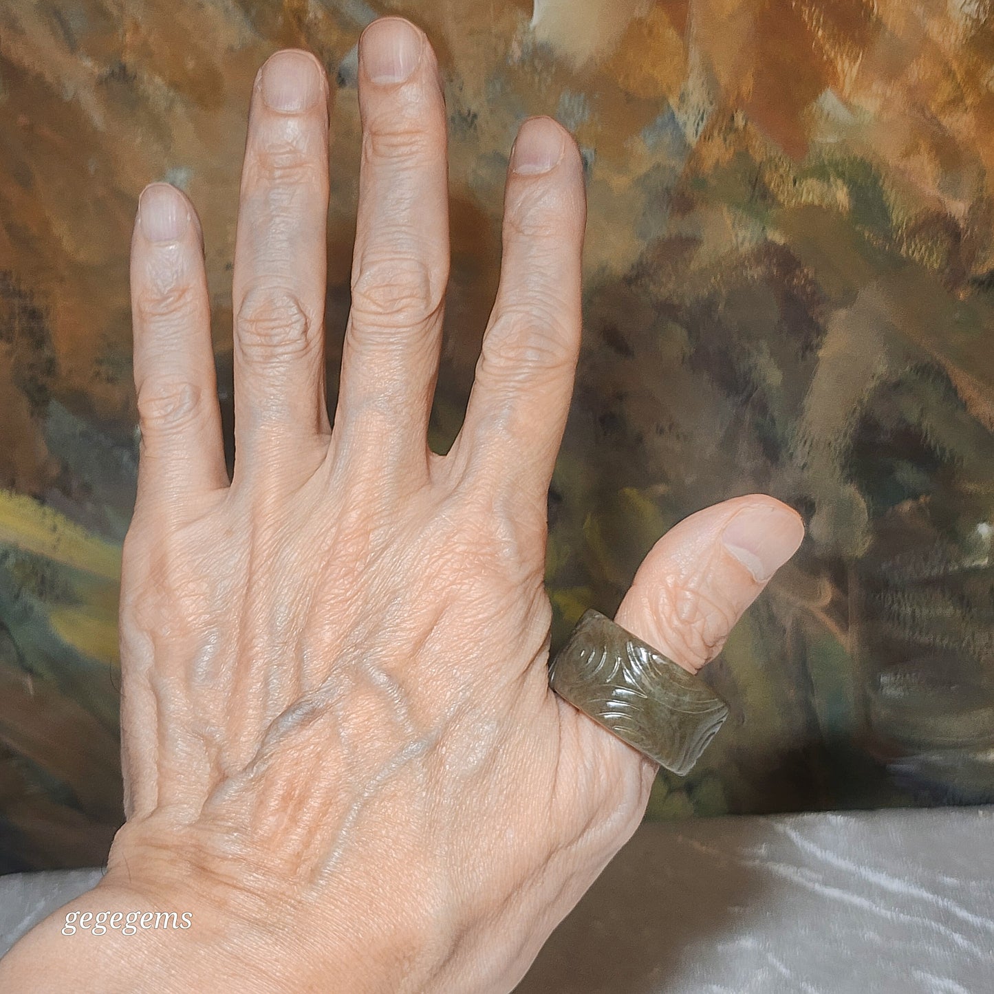 20.9mm Premium Nephrite caramel brown carved Auspicious Cloud thumb ring large ring (with certificate) 优质和田玉且末糖祥云扳指大戒指(带证书)