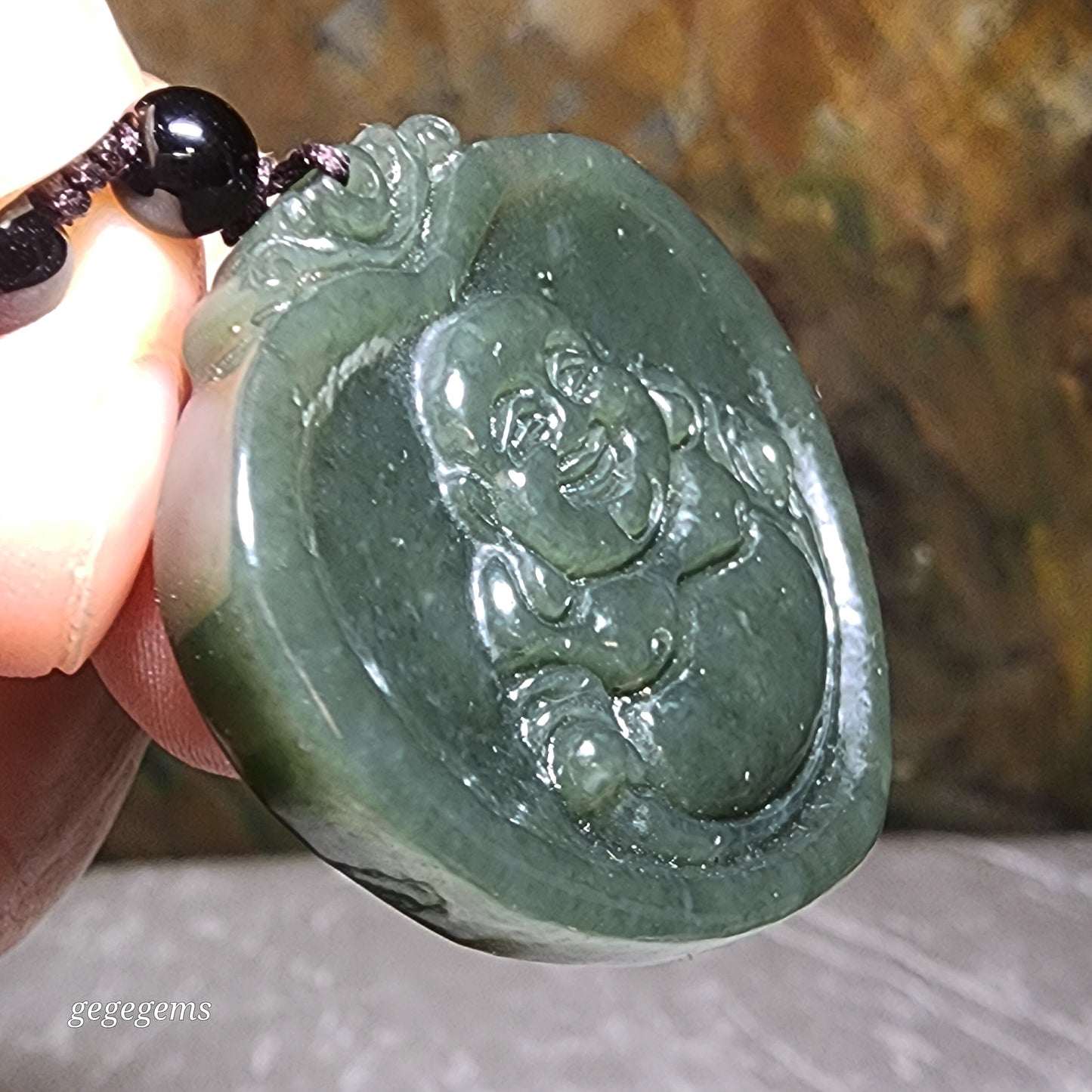 Nephrite good greasiness green Buddha in One's Heart pendant (with certificate) 且末和田玉油润佛在心中吊坠(带证书)