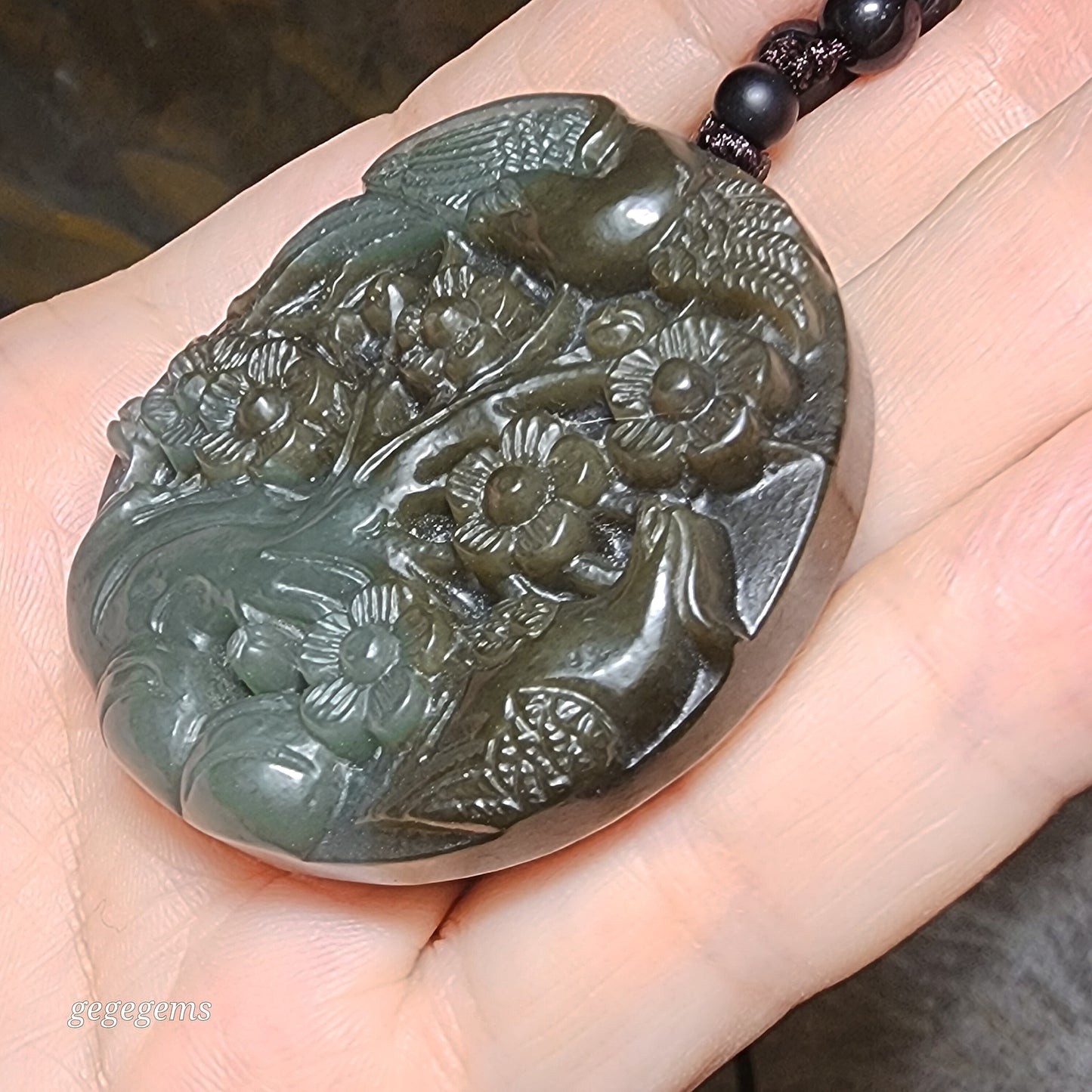 Premium natural Nephrite blue green caramel brown Hundred Blessings 2 Magpie Plum Blossom Jade pendant (with certificate) 优质和田玉且末糖蓝绿百福喜上眉梢吊坠(带证书)