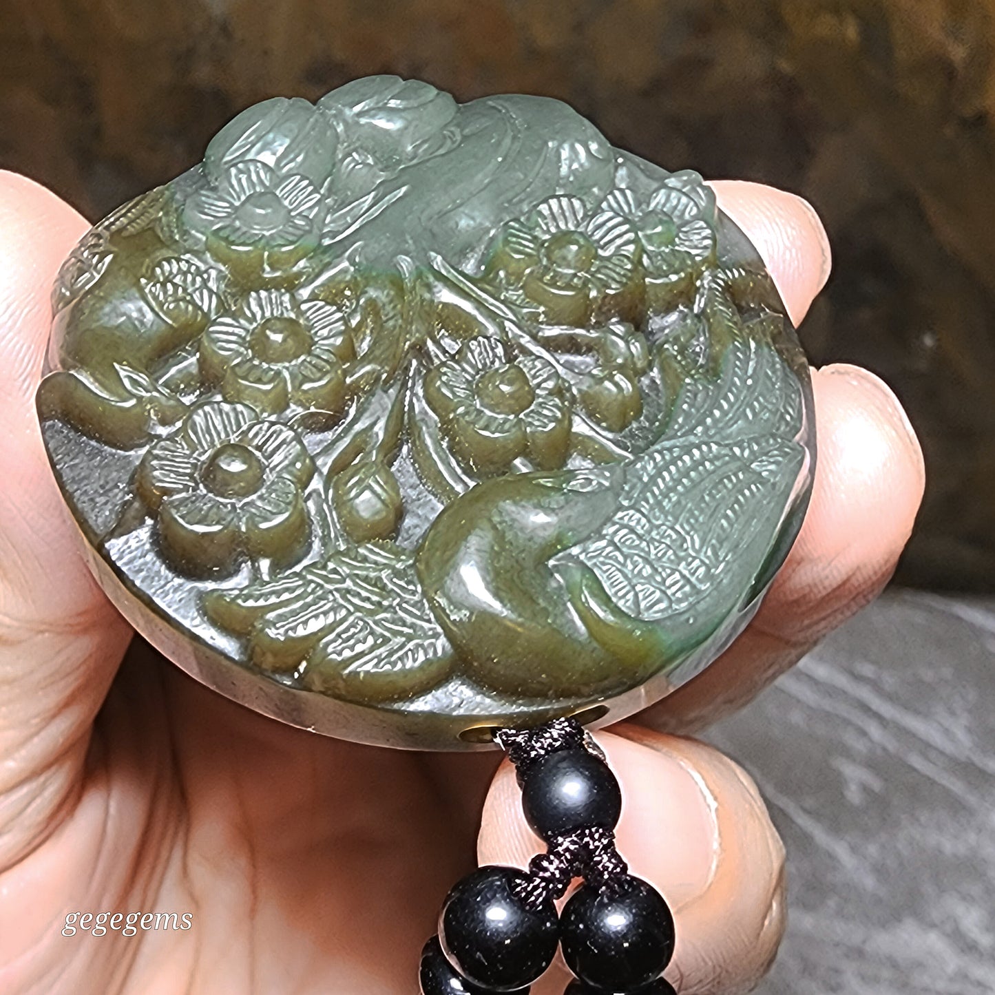 Premium natural Nephrite blue green caramel brown Hundred Blessings 2 Magpie Plum Blossom Jade pendant (with certificate) 优质和田玉且末糖蓝绿百福喜上眉梢吊坠(带证书)