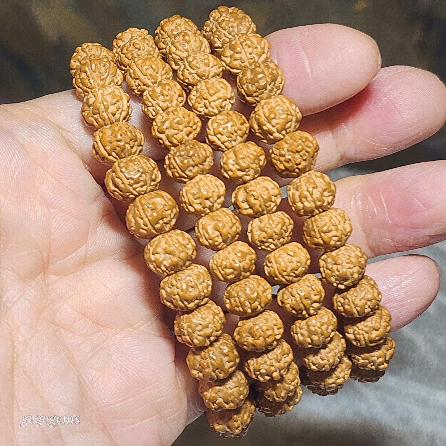 [Sold] Gegegems Creation 9.2mm 6 Mukhi (Faces) high density high oil content "Tree King" "Full Body" Rudraksha 108 necklace with a 13.5mm The Warring States Sardonyx Lu Lu Tong & 3 Waxi Nan Hong traditional old style beads 高油六瓣树王铁籽爆肉小金刚菩提108项链配战国红瓦西南红
