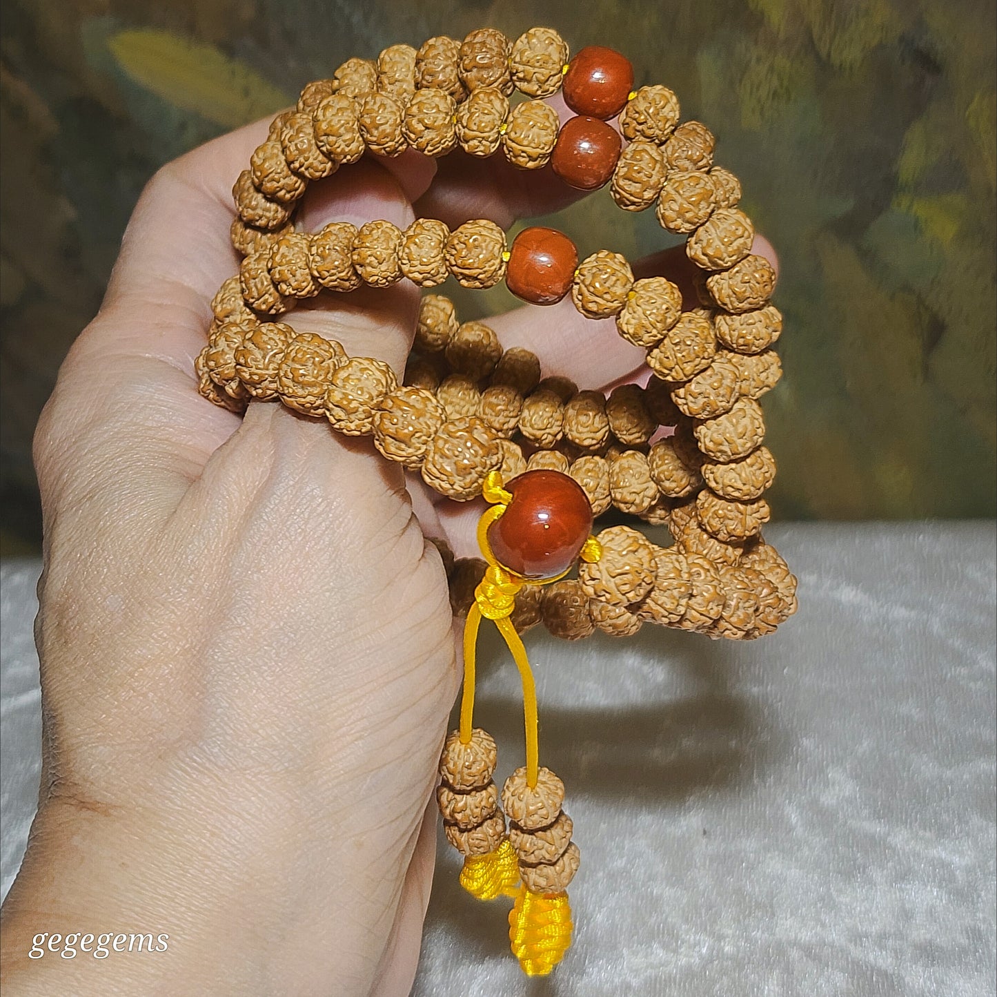 [Sold] Gegegems Creation 9.2mm 6 Mukhi (Faces) high density high oil content "Tree King" "Full Body" Rudraksha 108 necklace with a 13.5mm The Warring States Sardonyx Lu Lu Tong & 3 Waxi Nan Hong traditional old style beads 高油六瓣树王铁籽爆肉小金刚菩提108项链配战国红瓦西南红