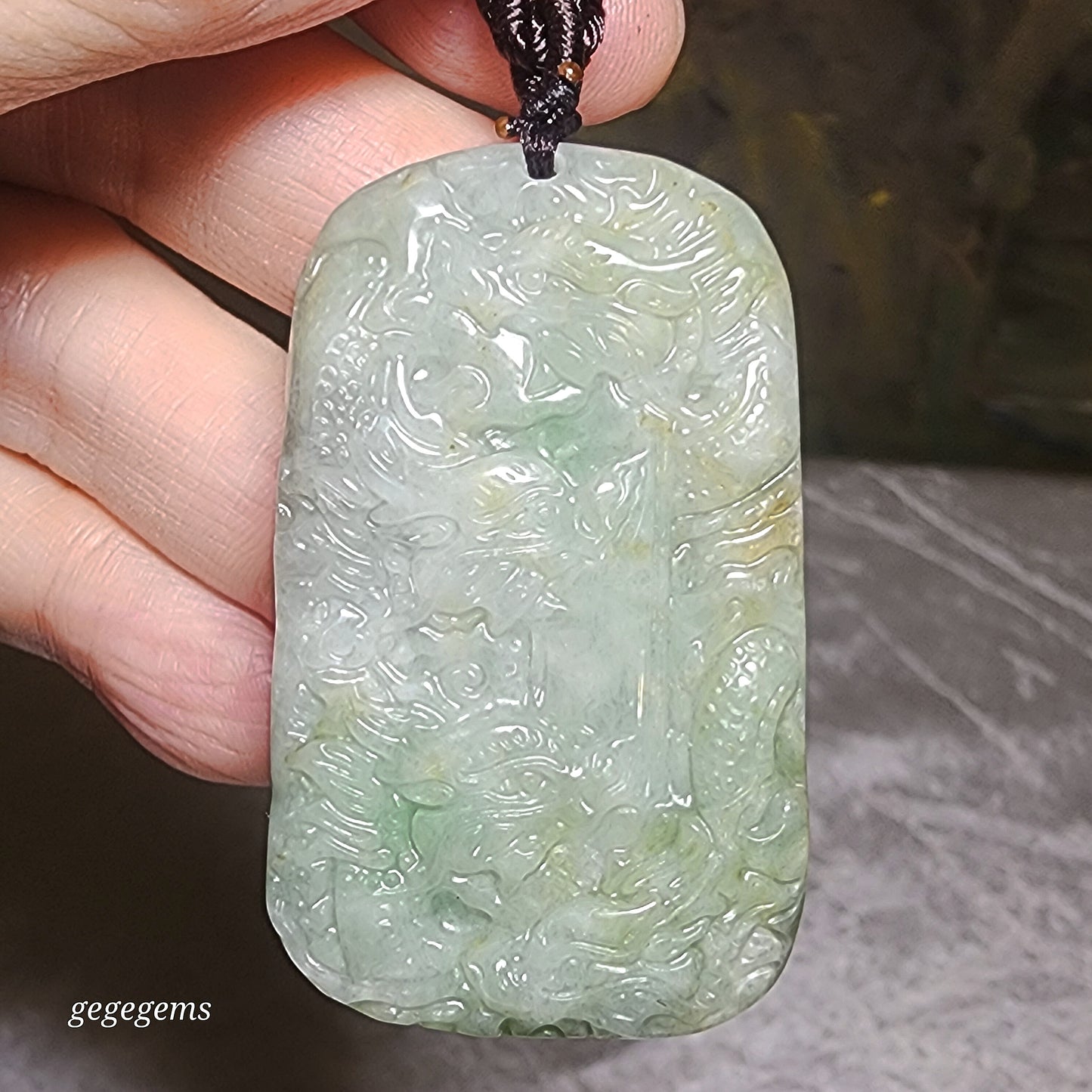 Type A Jadeite light green Nine Dragons (front 5, back 4) Jade pendant (with certificate) 翡翠淡绿九龙(前五后四)吊坠(带证书)