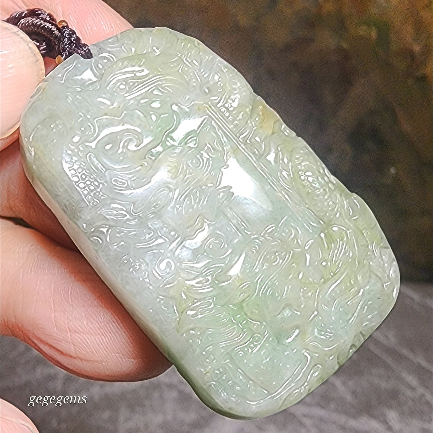 Type A Jadeite light green Nine Dragons (front 5, back 4) Jade pendant (with certificate) 翡翠淡绿九龙(前五后四)吊坠(带证书)
