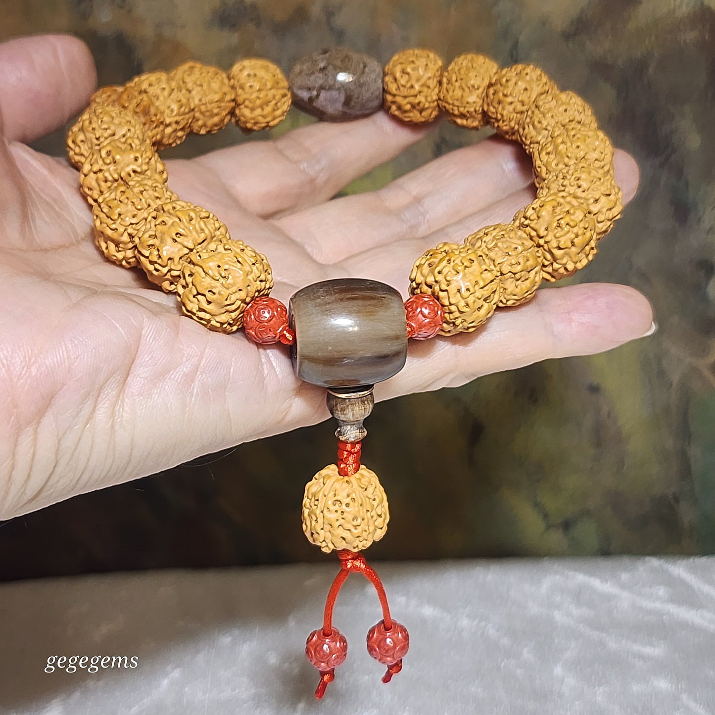 Gegegems Creation 15.5mm+ small species Rudraksha 6 Mukhi deep lines Panlong with Tibetan red spots Lightning 5 Eyes Da Luo Dzi & Cinnabar carved coins 18 beads mala handheld bracelet 大尺寸六瓣小金刚菩提深坑盘龙配象雄满朱砂闪电五眼达洛天珠帝皇砂古钱珠藏式三通十八子手持