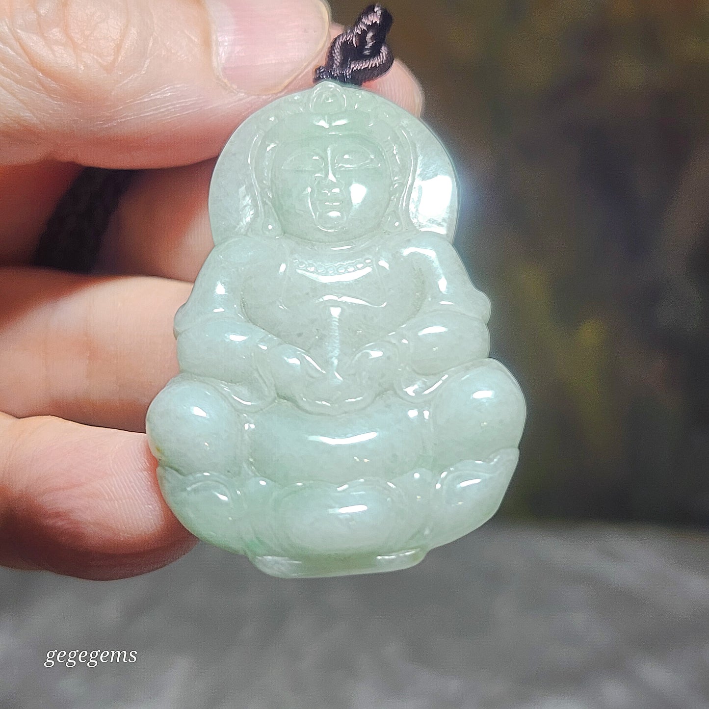Natural untreated Burma Jade (Type A Jadeite) light green Treasure Vase Guan Yin pendant (with certificate) 翡翠A货淡绿宝瓶(保平安)观音吊坠(带证书)
