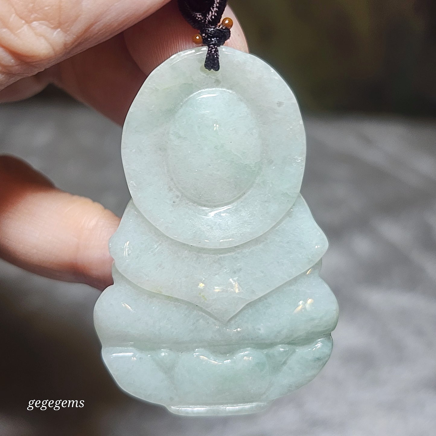 Natural untreated Burma Jade (Type A Jadeite) light green Treasure Vase Guan Yin pendant (with certificate) 翡翠A货淡绿宝瓶(保平安)观音吊坠(带证书)