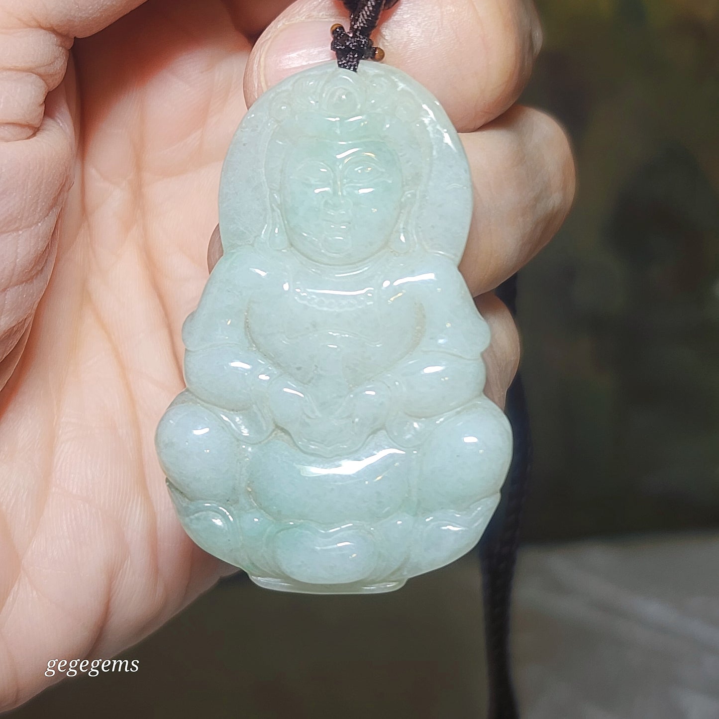 Natural untreated Burma Jade (Type A Jadeite) light green Treasure Vase Guan Yin pendant (with certificate) 翡翠A货淡绿宝瓶(保平安)观音吊坠(带证书)