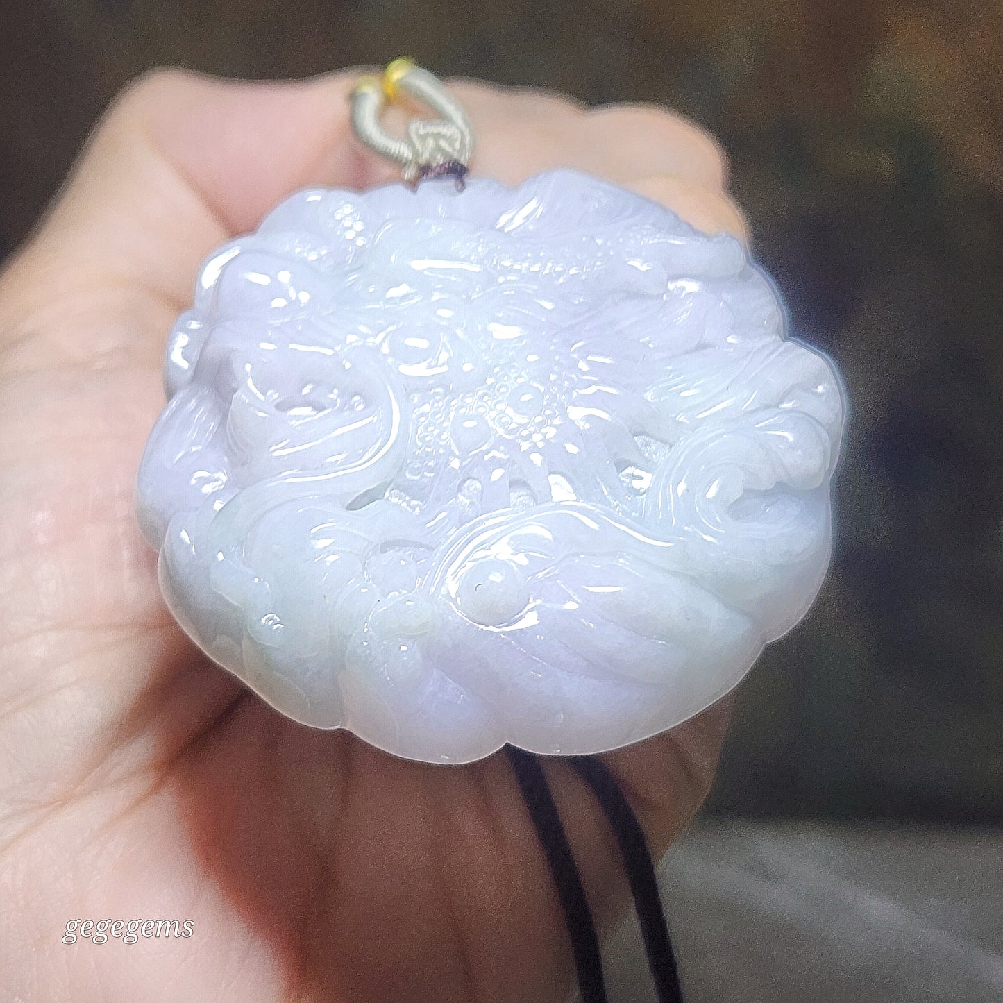 81 grams Natural untreated Burma Jade (Type A Jadeite) light lavender Dragon handheld / large pendant (with certificate) 翡翠A货淡紫龙手把件大吊坠(带证书)