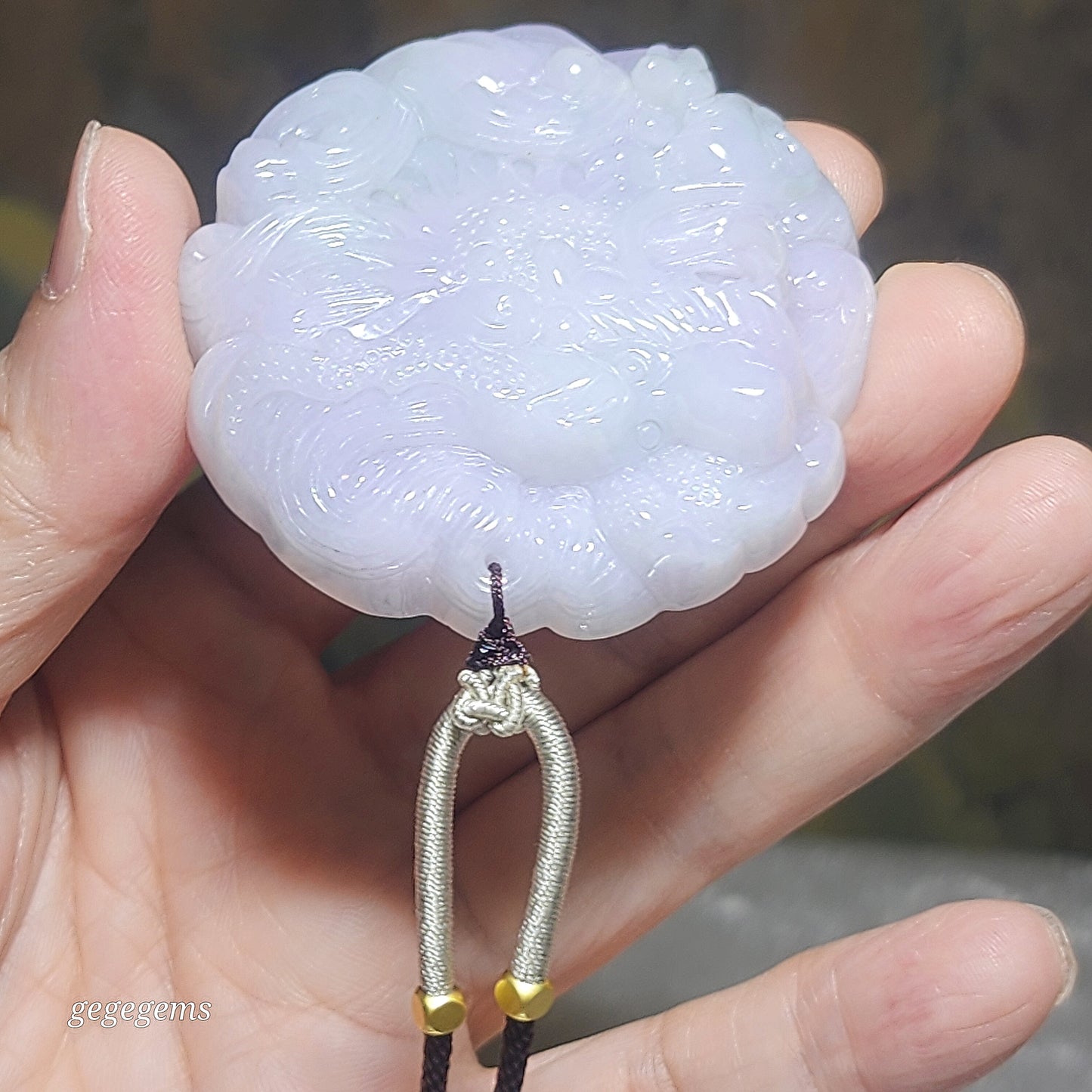 81 grams Natural untreated Burma Jade (Type A Jadeite) light lavender Dragon handheld / large pendant (with certificate) 翡翠A货淡紫龙手把件大吊坠(带证书)