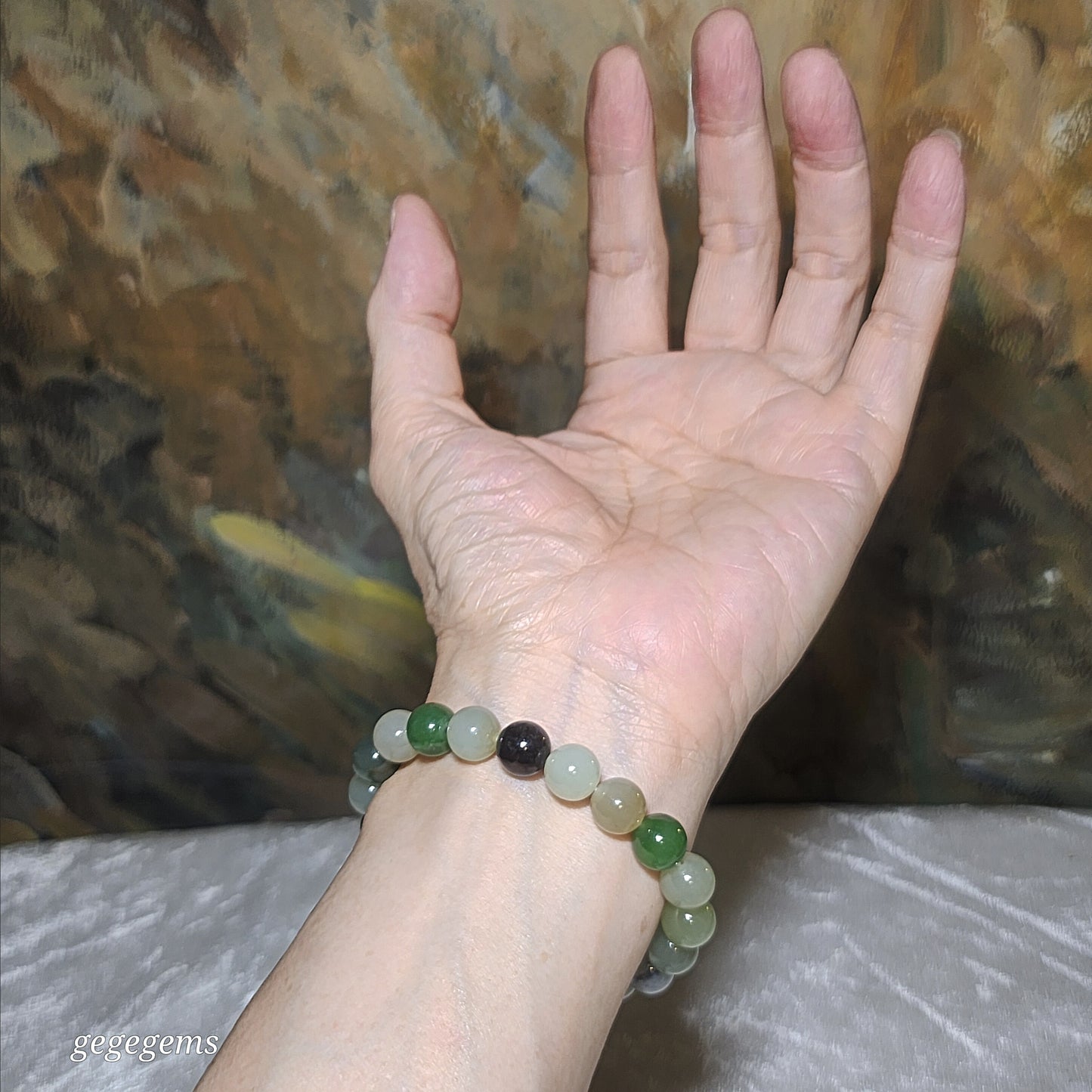 Premium 9.8mm Nephrite multicolor Jade bracelet (with certificate) 优质和田玉多色多宝串手链(带证书)