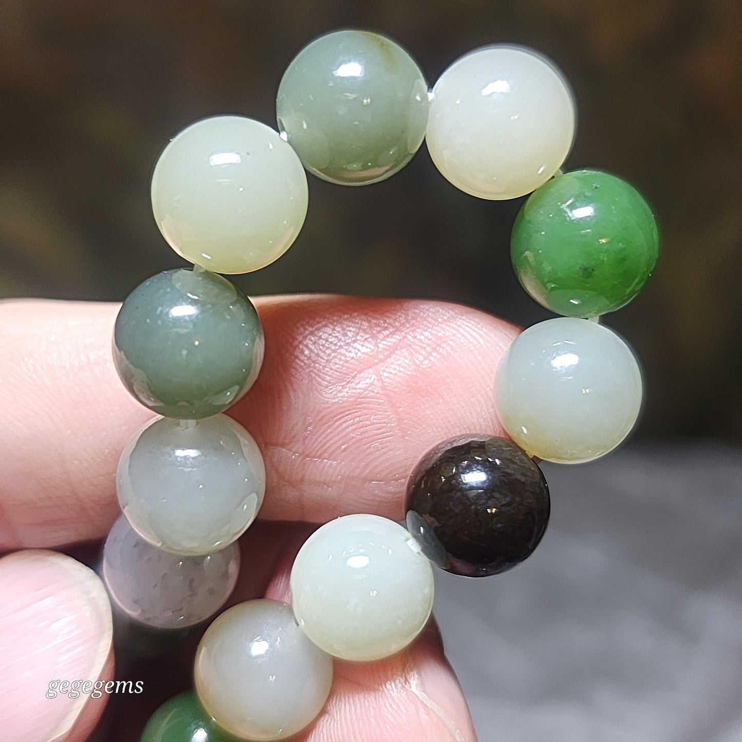 Premium 9.8mm Nephrite multicolor Jade bracelet (with certificate) 优质和田玉多色多宝串手链(带证书)