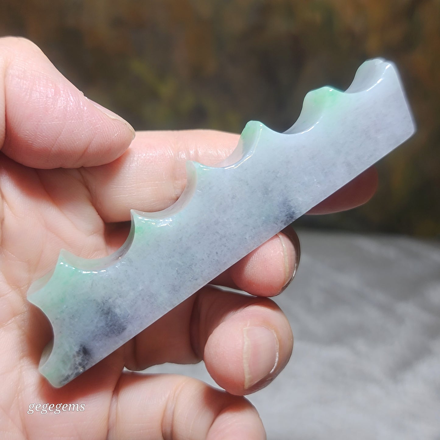 Type A Jadeite Burma Jade light green black fowl Calligraphy Brush Rest handheld (with certificate) 翡翠A货翠绿乌鸡毛笔架手把(带证书)