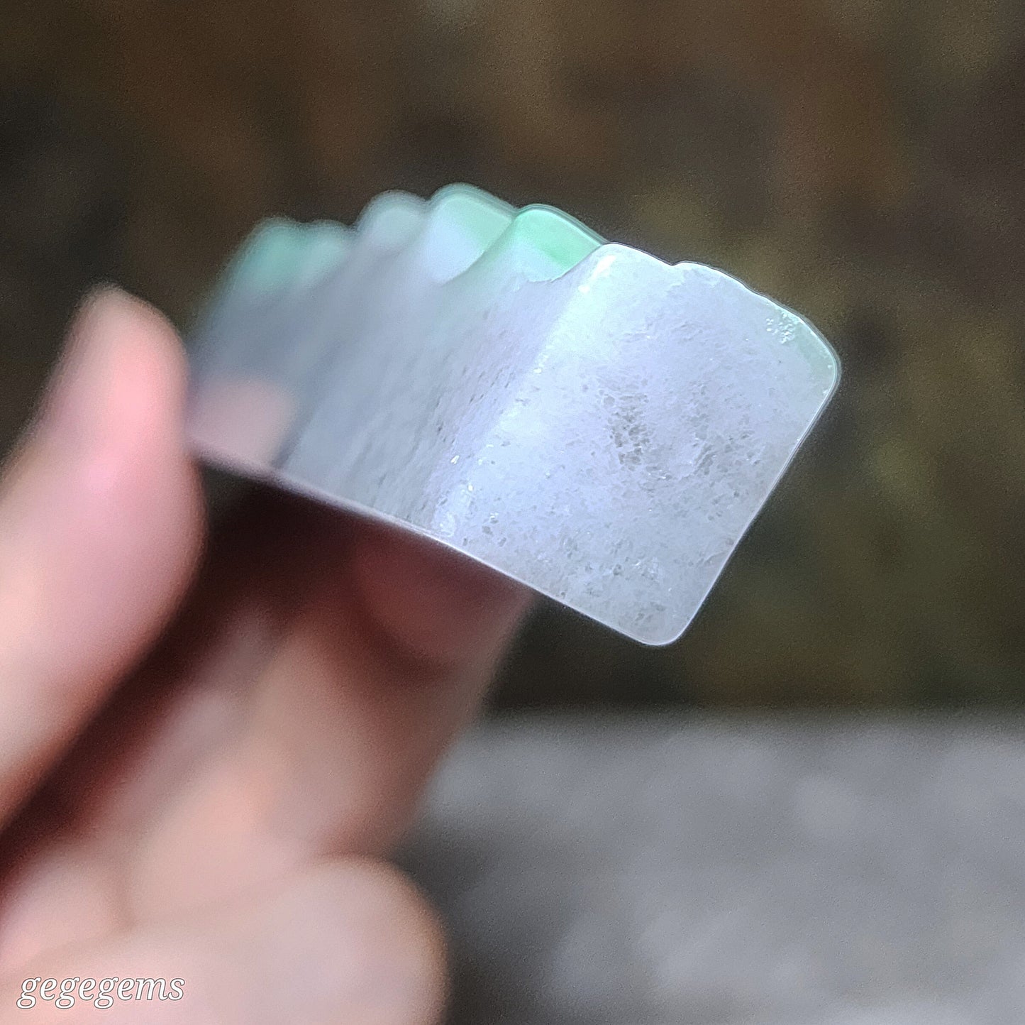 Type A Jadeite Burma Jade light green black fowl Calligraphy Brush Rest handheld (with certificate) 翡翠A货翠绿乌鸡毛笔架手把(带证书)