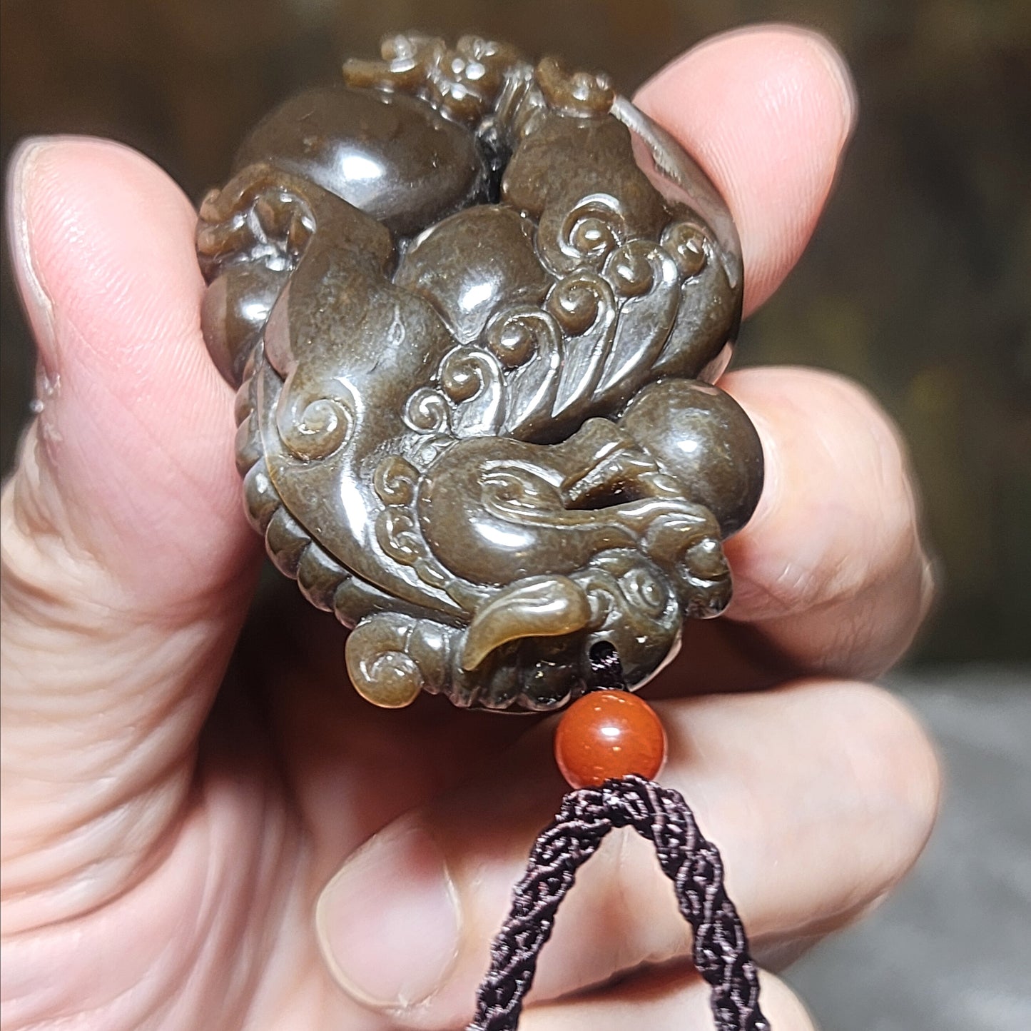 Premium Nephrite deep caramel brown greasy 3 dimensional Pi Xiu pendant (with certificate) 精品且末和田玉老褐糖油润立体貔貅吊坠(带证书)
