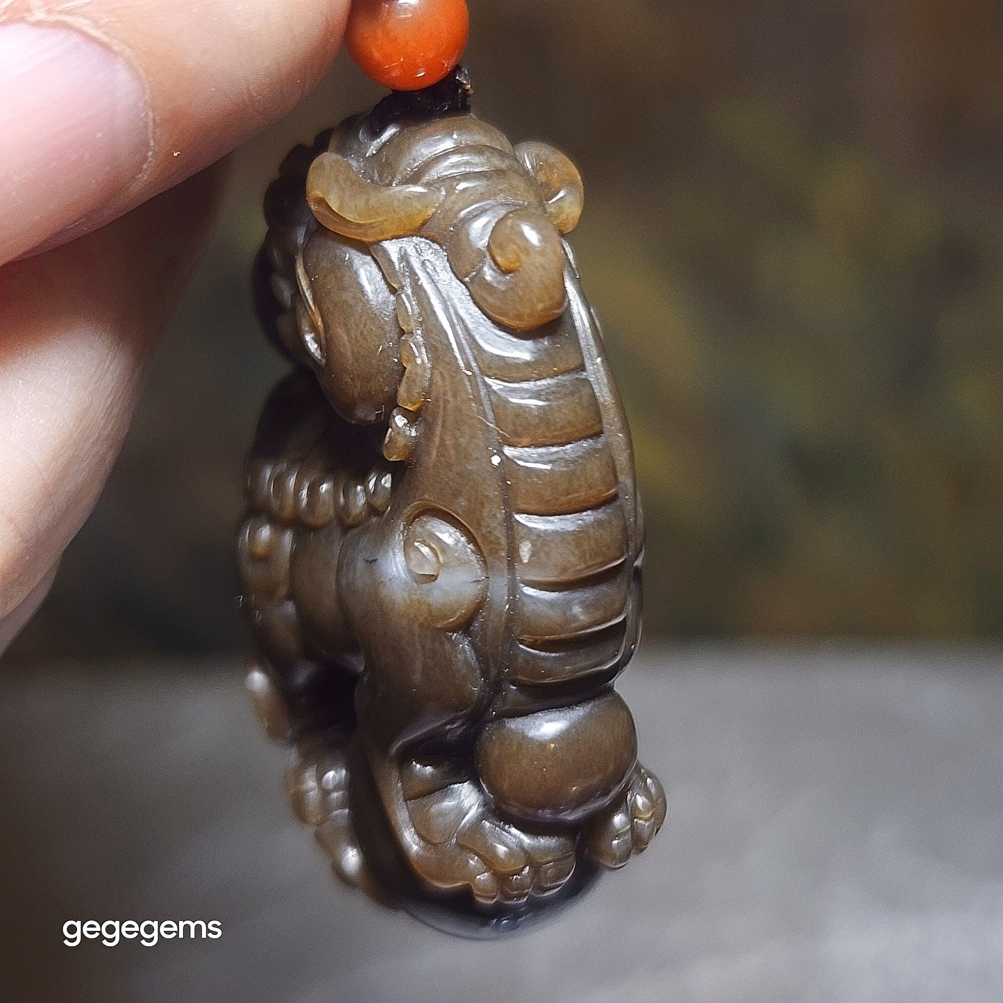 Premium Nephrite deep caramel brown greasy 3 dimensional Pi Xiu pendant (with certificate) 精品且末和田玉老褐糖油润立体貔貅吊坠(带证书)