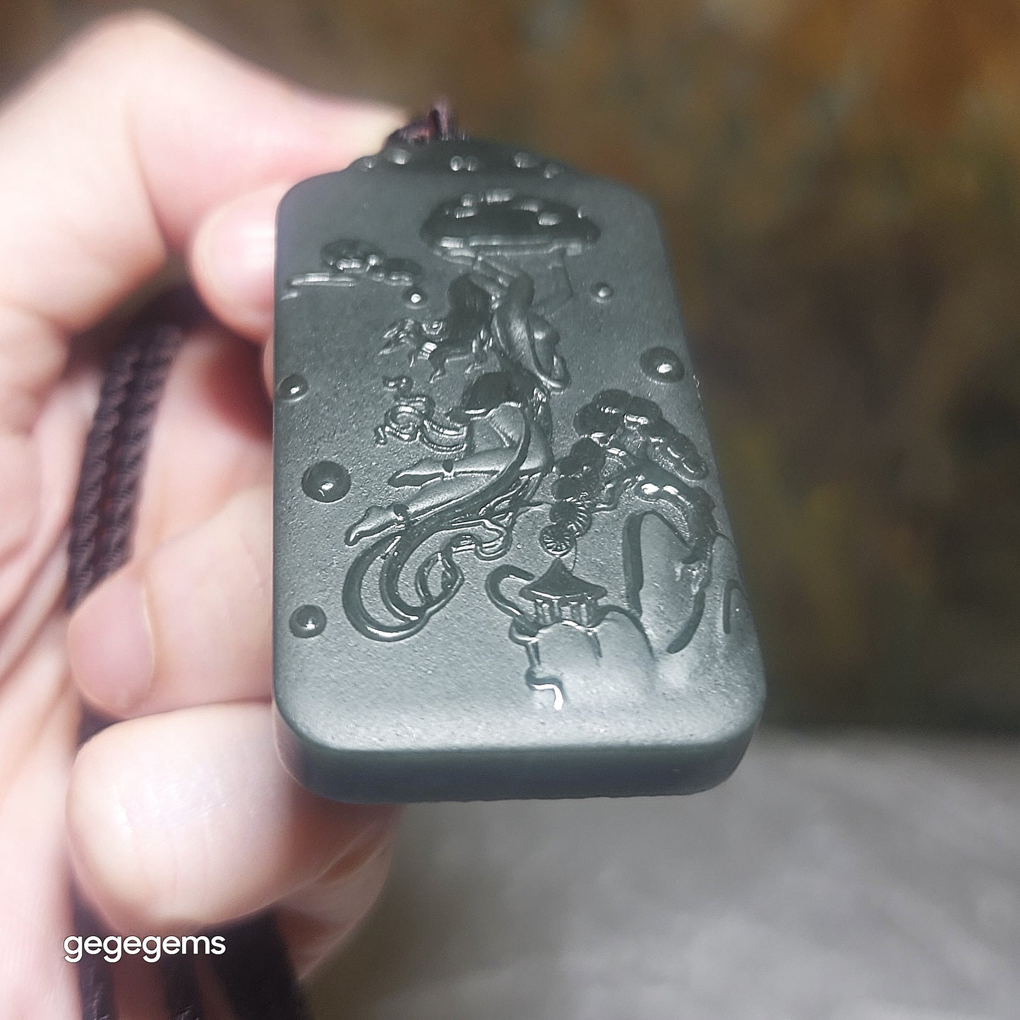 Gegegems Collection deep green Nephrite Nuwa Mending the Sky Jade pendant (with certificate) 精品和田玉深绿女娲补天吊坠(带证书)