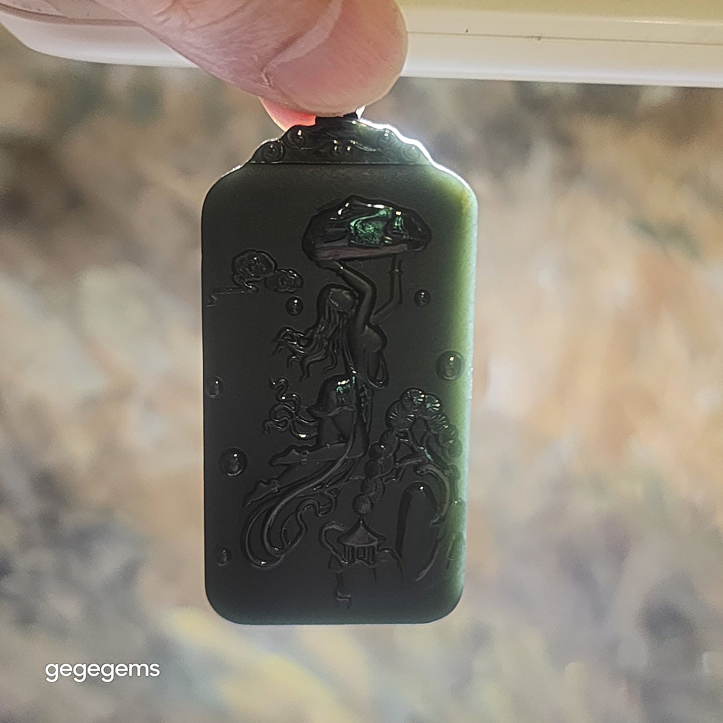 Gegegems Collection deep green Nephrite Nuwa Mending the Sky Jade pendant (with certificate) 精品和田玉深绿女娲补天吊坠(带证书)