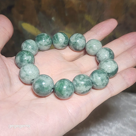 [Reserved C] 16mm Natural untreated Type A Jadeite light green "floating flowers" Jade bracelet (with certificate) 翡翠浅青绿飘花手链(带证书) #2