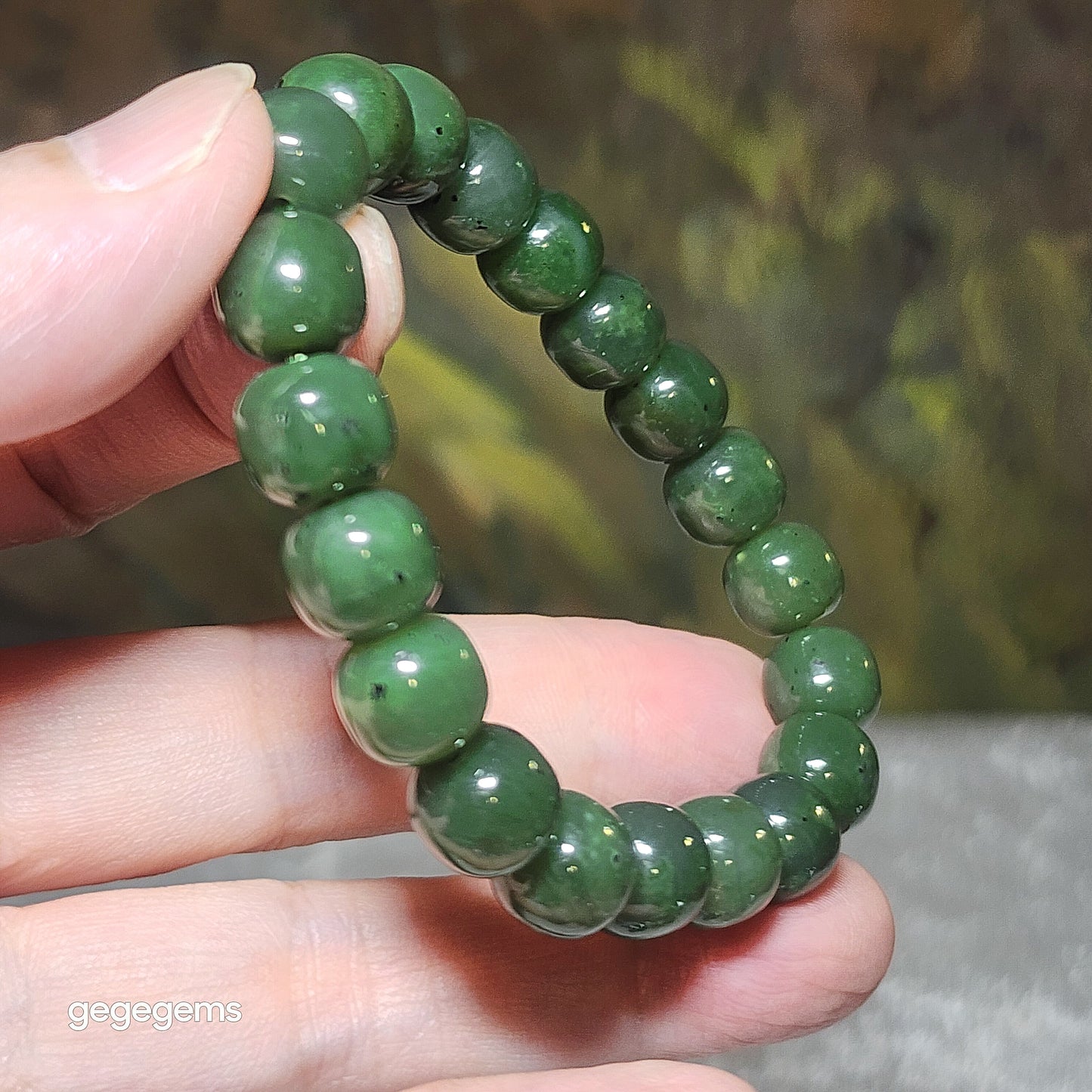 Gegegems premium 10mm Nephrite green traditional old style beads Jade bracelet (with certificate) 优质和田玉碧绿老型珠手链(带证书) #8
