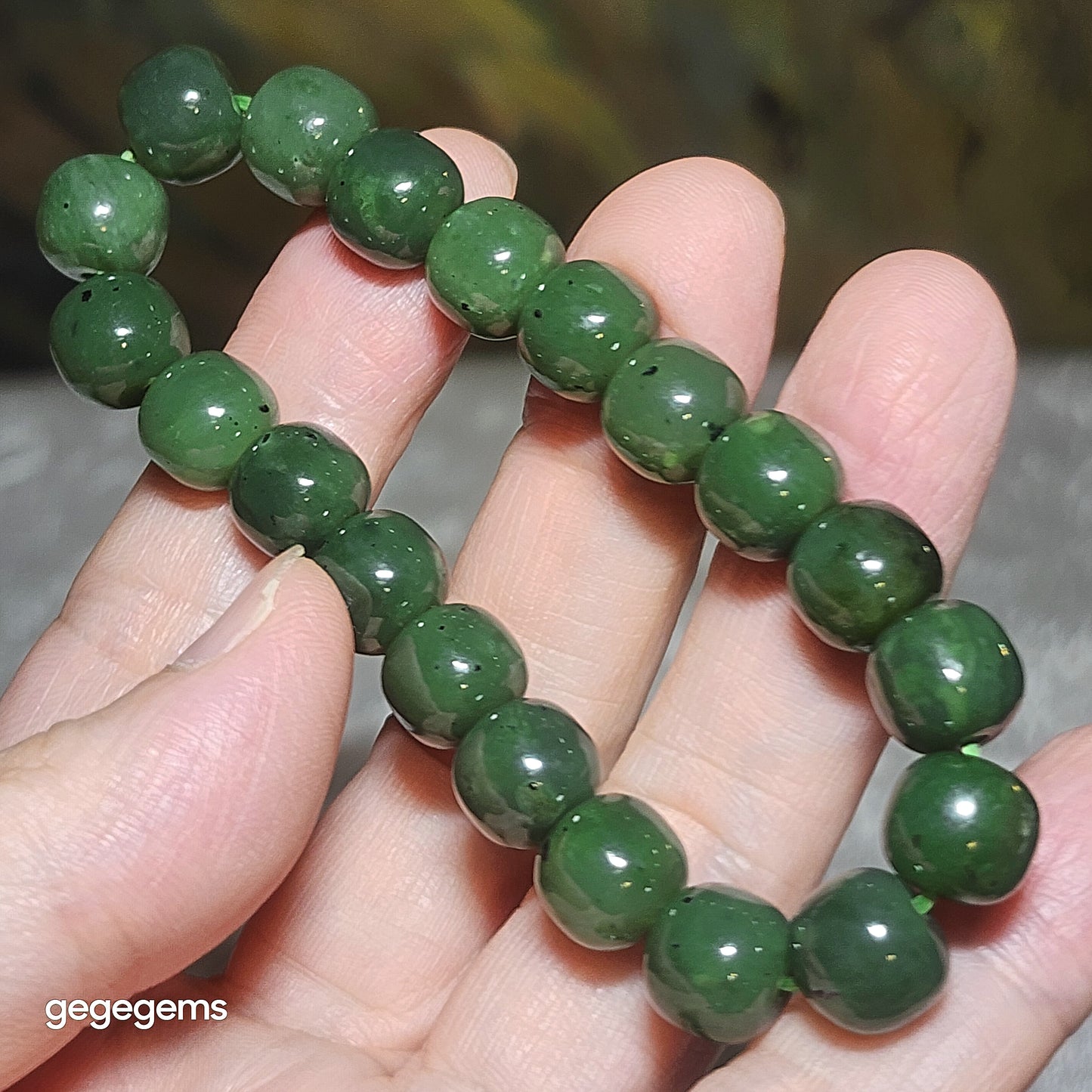 Gegegems premium 10mm Nephrite green traditional old style beads Jade bracelet (with certificate) 优质和田玉碧绿老型珠手链(带证书) #8