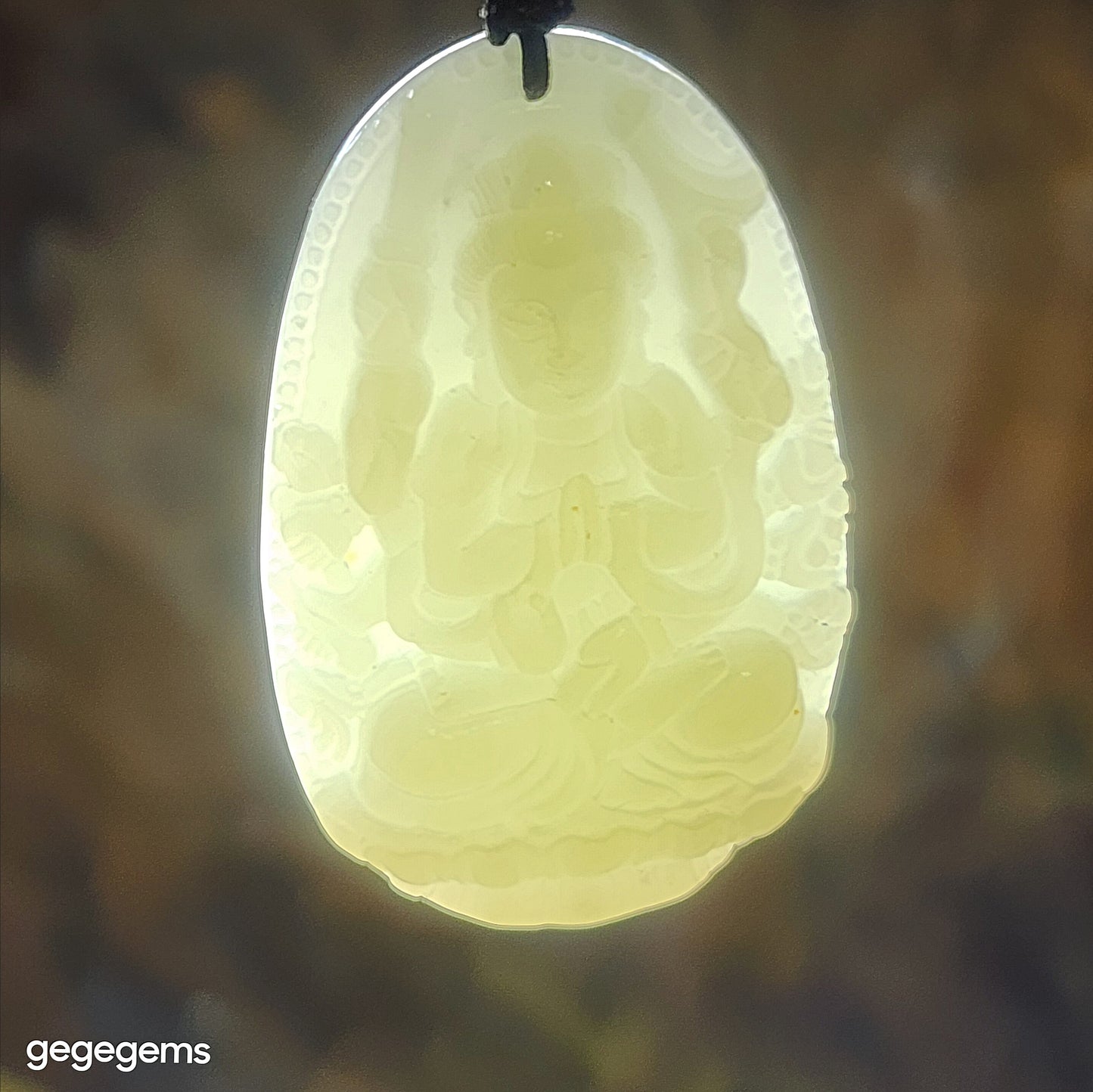 Gegegems premium Nephrite light yellowish green Thousand Hands Guan Yin Jade pendant (with certificate) 优质和田玉且末浅青黃千手观音(生肖鼠守护神)吊坠(带证书)