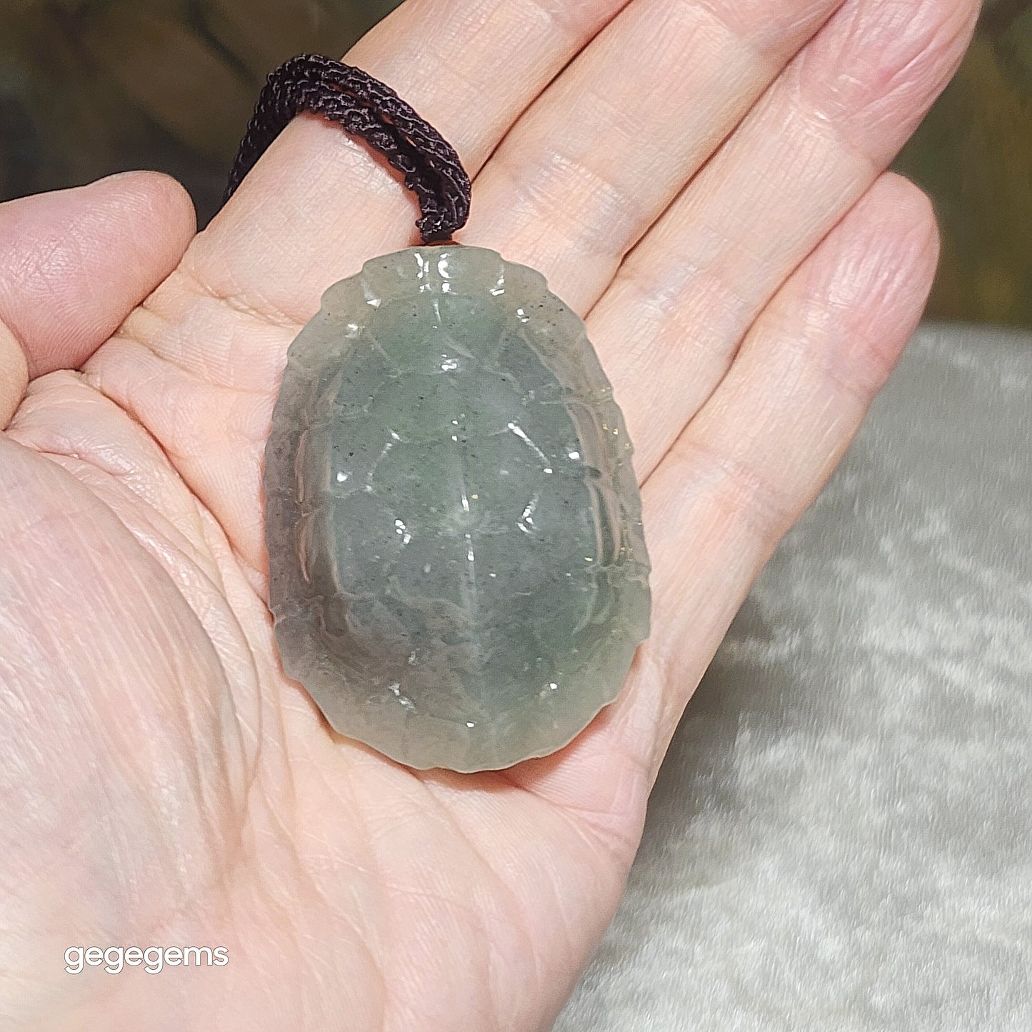 Premium Nephrite Qinghua (black & white) light yellow green hue 3 dimensional The Richest Fu Jia Tian Xia pendant (with certificate) 精品和田玉且末青花(黑白)微黄绿立体富甲天下吊坠(带证书)