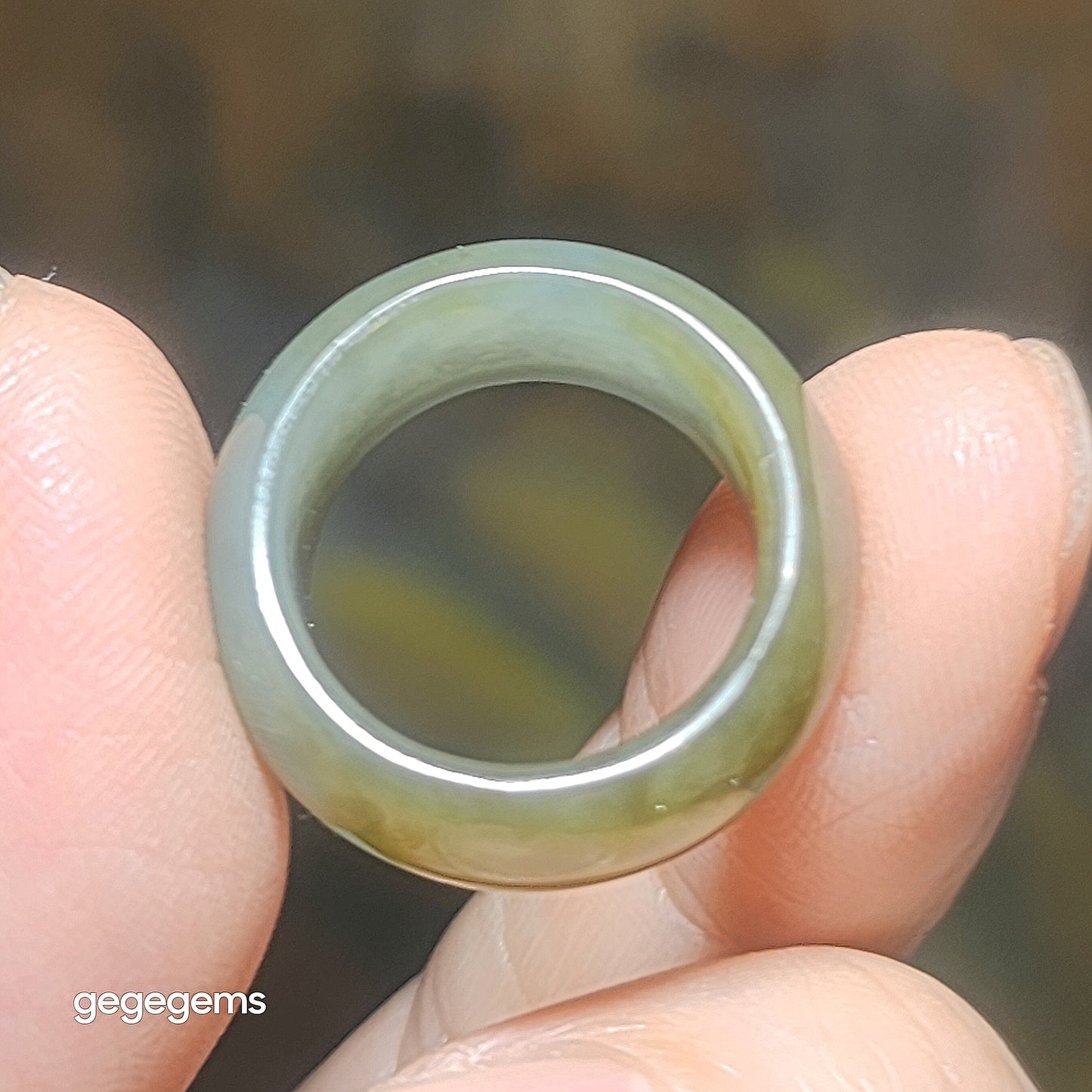 16.1mm Premium Nephrite caramel brown blue green good greasiness Jade ring (with certificate) 优质和田玉且末糖浅蓝绿油润戒指(带证书)