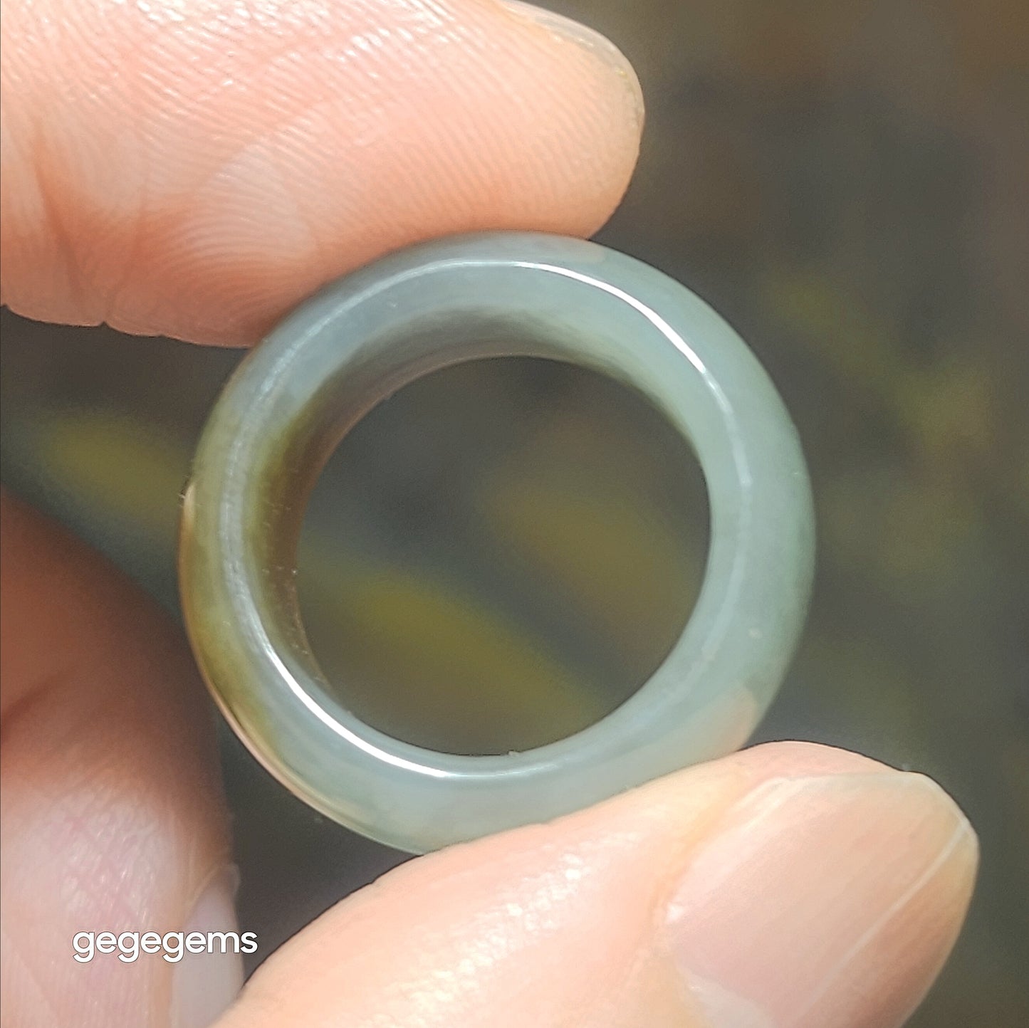16.1mm Premium Nephrite caramel brown blue green good greasiness Jade ring (with certificate) 优质和田玉且末糖浅蓝绿油润戒指(带证书)
