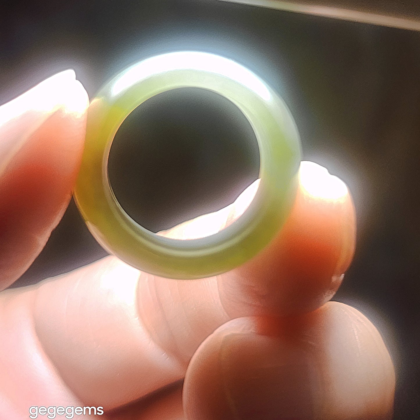 16.1mm Premium Nephrite caramel brown blue green good greasiness Jade ring (with certificate) 优质和田玉且末糖浅蓝绿油润戒指(带证书)