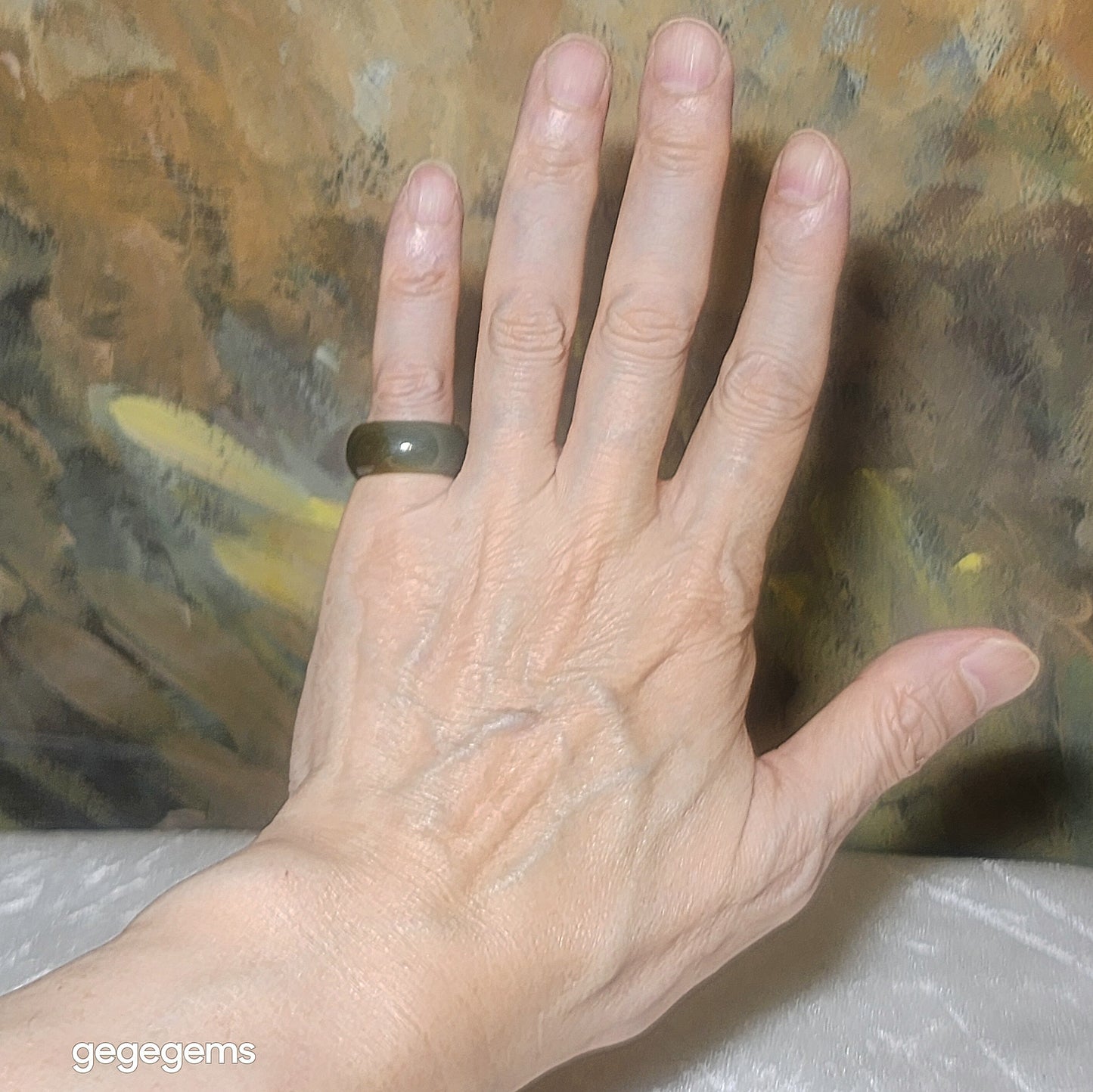 16.1mm Premium Nephrite caramel brown blue green good greasiness Jade ring (with certificate) 优质和田玉且末糖浅蓝绿油润戒指(带证书)