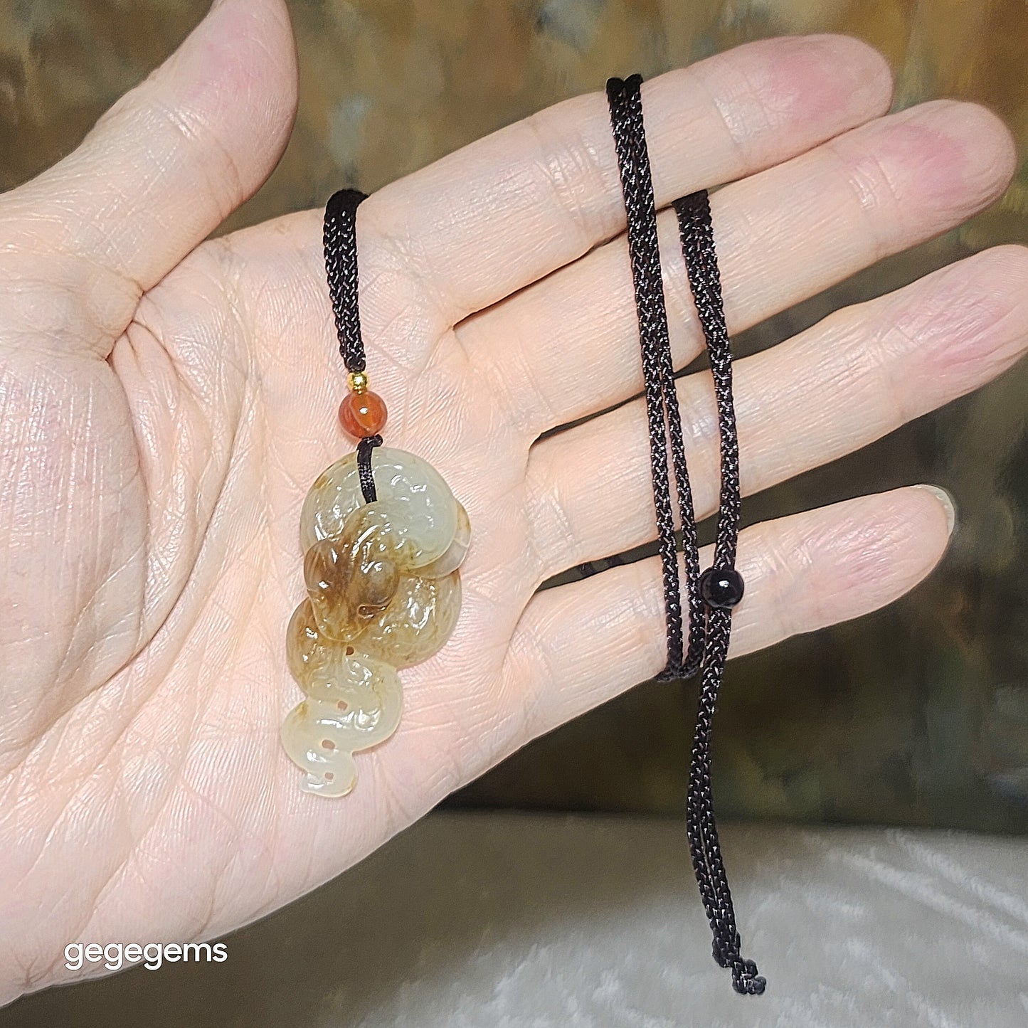 Gegegems Collection premium Nephrite good greasiness semi translucent caramel brown warm white two tones Snake Jade pendant (with certificate) 精品和田玉且末糖暖白双色油润半透体蛇吊坠(带证书)