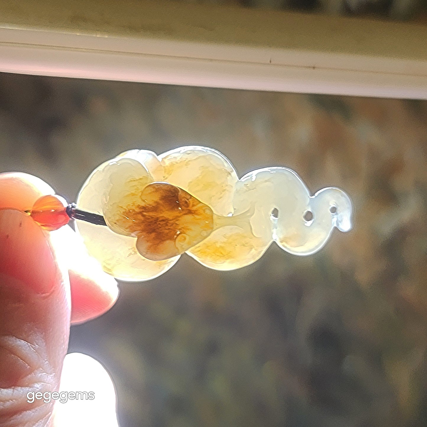 Gegegems Collection premium Nephrite good greasiness semi translucent caramel brown warm white two tones Snake Jade pendant (with certificate) 精品和田玉且末糖暖白双色油润半透体蛇吊坠(带证书)