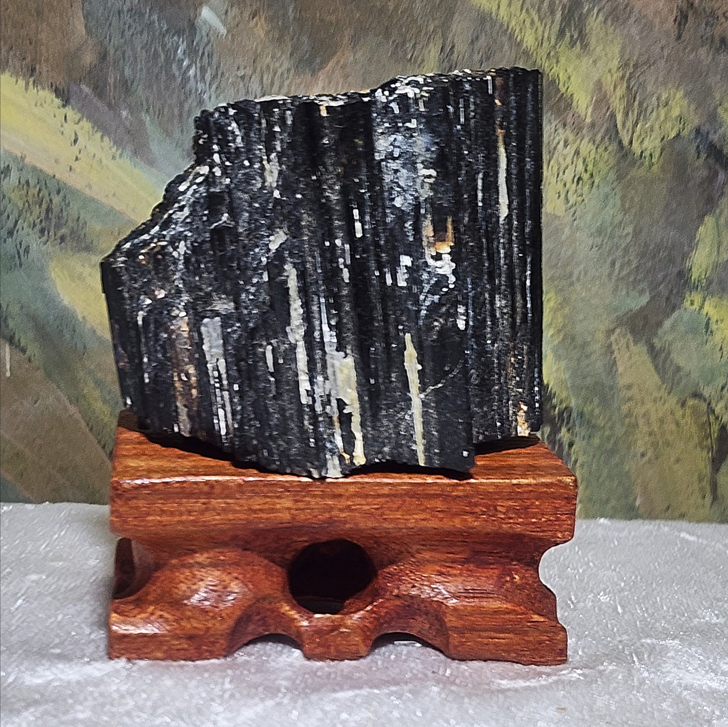 313g Raw Black Tourmaline with silvery Mica co-growth, very reflective surface handheld decor display [Natural Crystal] 天然黑碧玺原石带云母片超亮皮