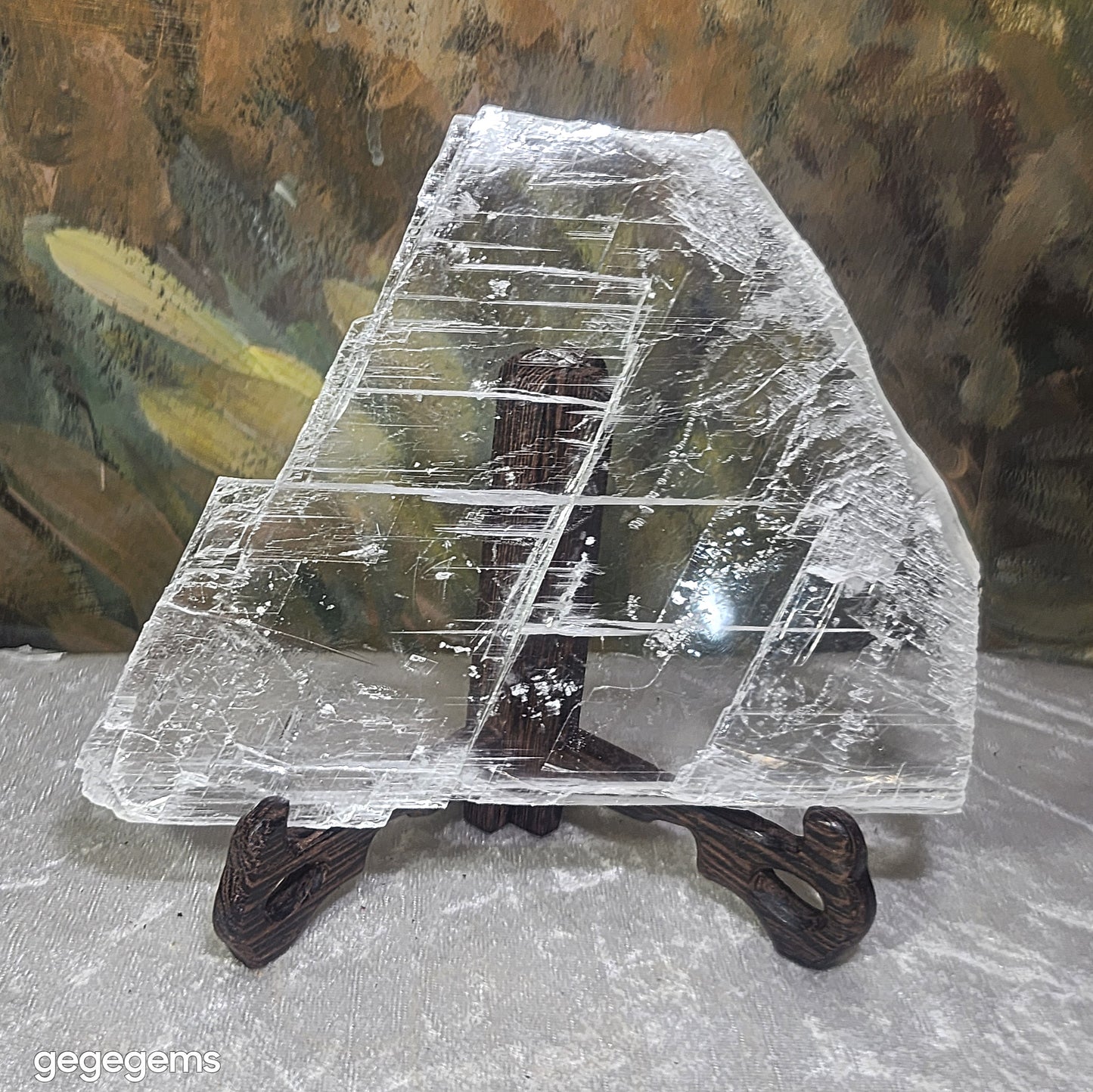 Gegegems premium 381 grams raw Selenite excellent transparency handheld decor display [Natural Crystal] 精品超透天然透石膏原石手把小摆件