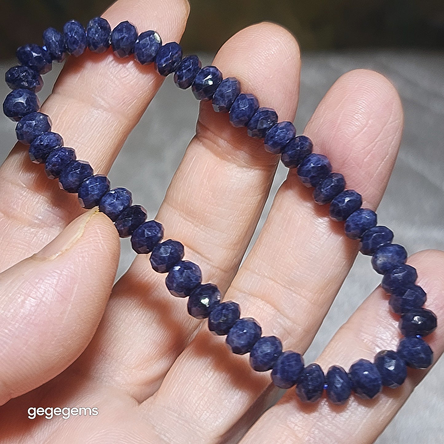 Gegegems Premium 6.2mm faceted raw blue Sapphire bracelet [Natural Crystal] 优质蓝宝石原石切面手链