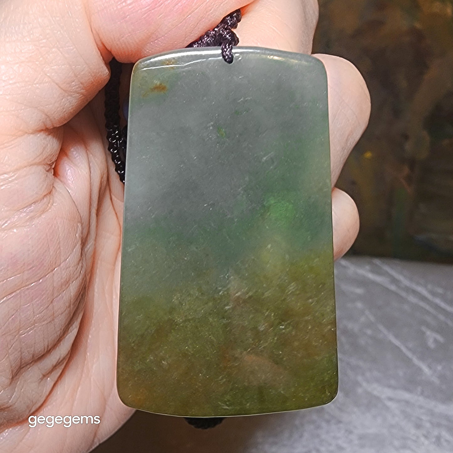 Premium Type A Yellow Jadeite light green Guan Gong (Guan Yu) Jade pendant (with certificate) [Natual Crystal] 优质翡翠黄翡A货淡绿关公吊坠(带证书)