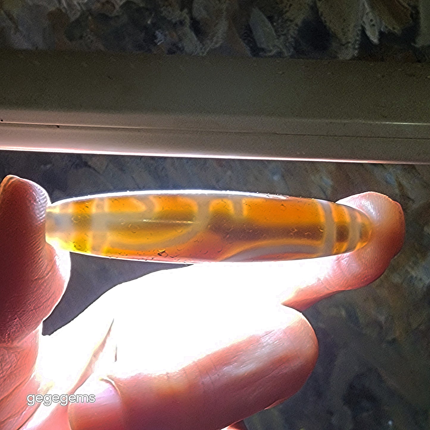 57.6mm Aged Tibetan Agate Longevity Treasure Vase Dzi (Free necklace cord) [Natural Crystal] 藏传老料长寿宝瓶天珠(送项链绳)