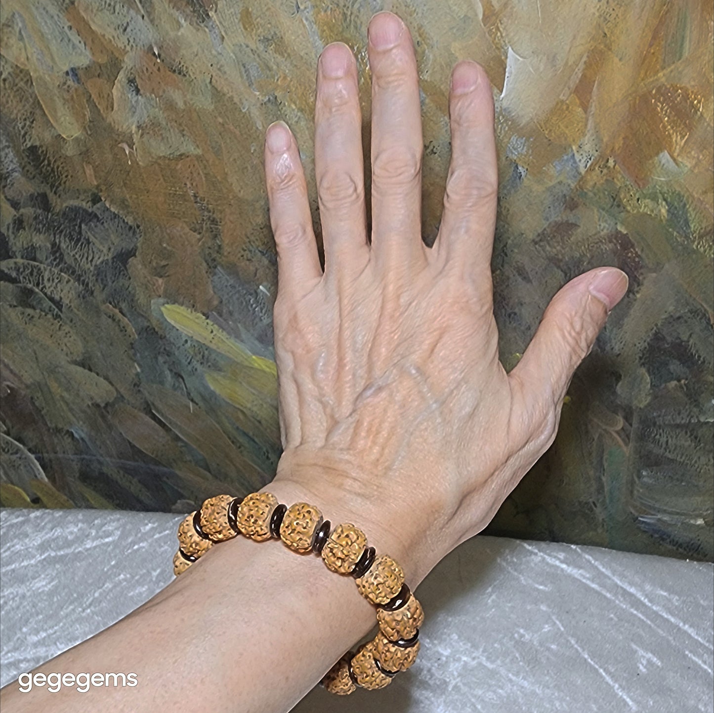 Gegegems premium 14mm Small Species Rudraksha "First Generation Pan Long (Coiling Dragon)" Tibetan cut with 10mm natural coconut shell spacers bracelet 精品大尺寸藏切一代盘龙小金刚菩提子配天然椰壳隔片手链
