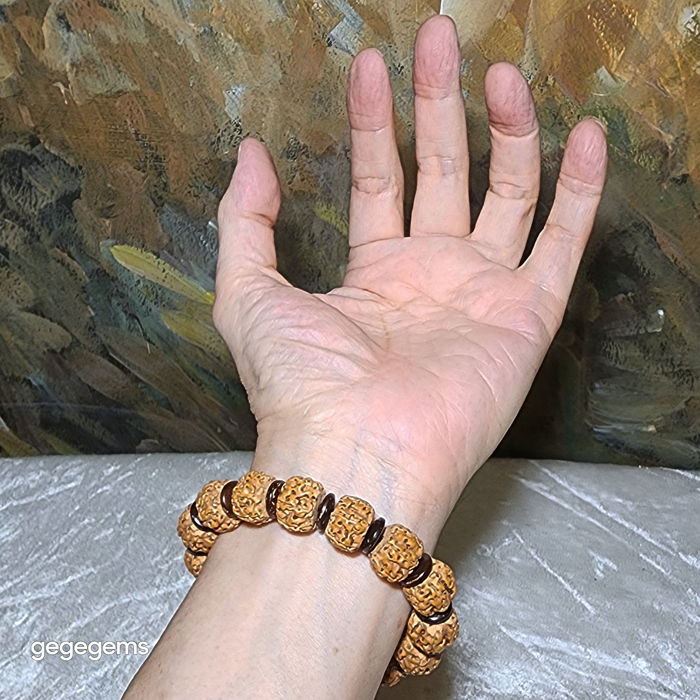 Gegegems premium 14mm Small Species Rudraksha "First Generation Pan Long (Coiling Dragon)" Tibetan cut with 10mm natural coconut shell spacers bracelet 精品大尺寸藏切一代盘龙小金刚菩提子配天然椰壳隔片手链