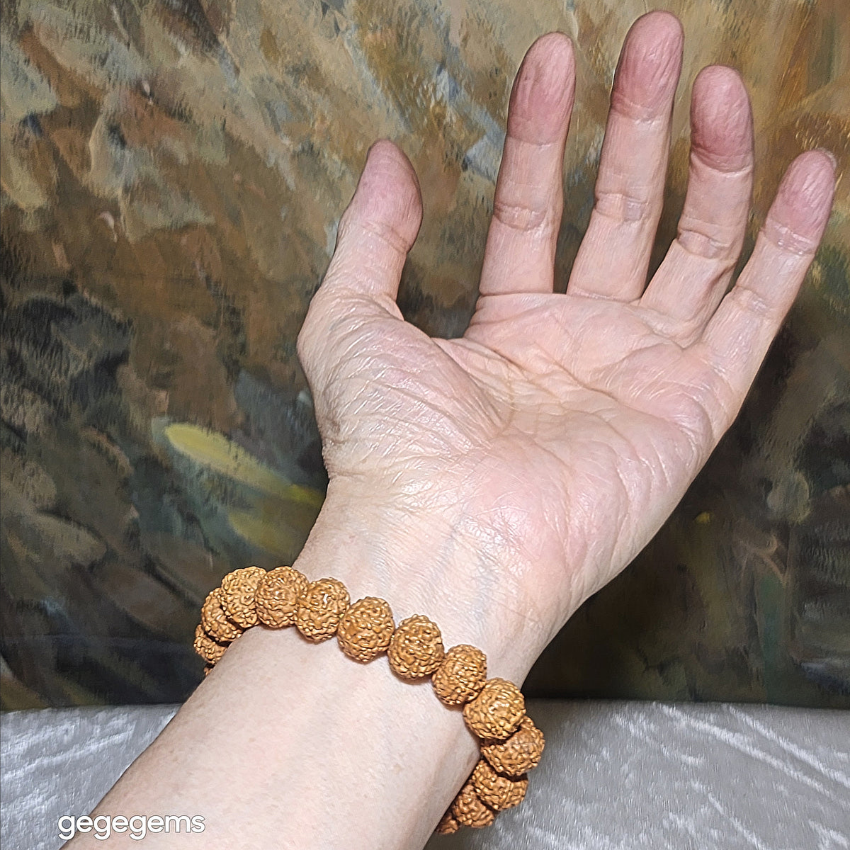 Premium 12mm+ natural "Panlong" (Coiling Dragon) 9 Mukhi (faces) small species Rudraksha and natural Butterscotch Amber barrel bead bracelet 精品九瓣盘龙小金刚菩提子配蜜腊桶珠手链