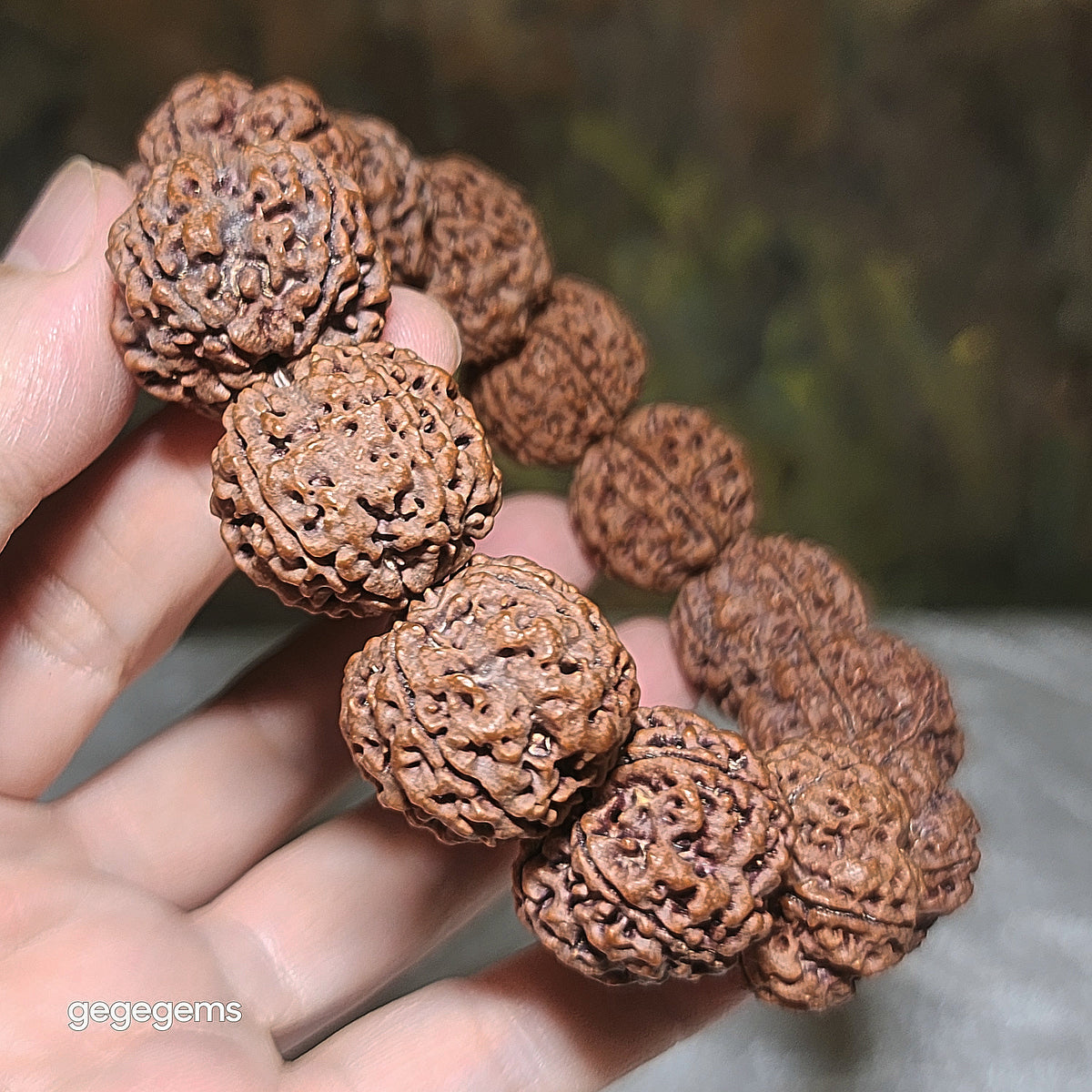 Gegegems XL 23.5 to 24mm+ premium natural Nepal Rudraksha high altitude (dense & high natural oil contents) pinkish same tree both sides Plum Flower Needle holes Honeycomb Double Dragons 5 Mukhi bracelet 精品大尺寸尼泊尔五瓣高山安娜籽粉红皮同树双面梅花针孔蜂窝双龙大金刚菩提子手链