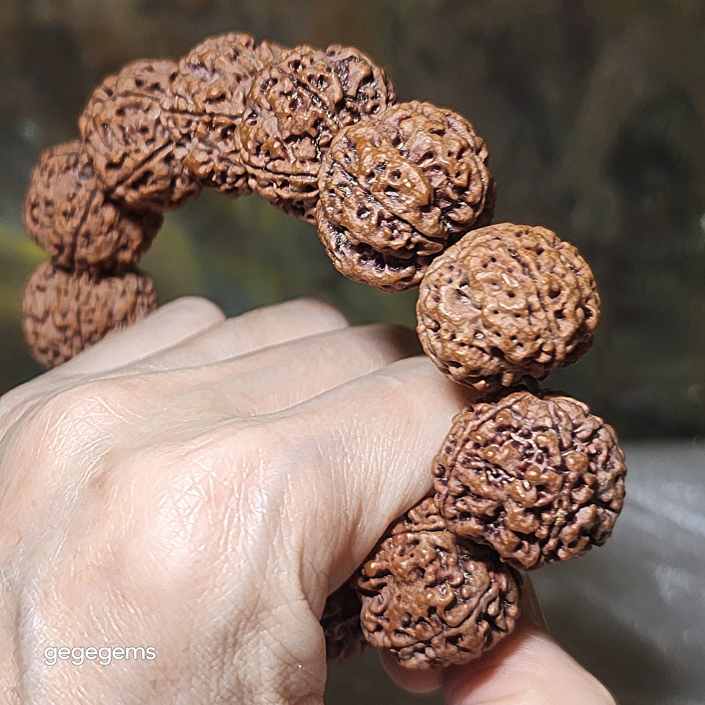 Gegegems XL 23.5 to 24mm+ premium natural Nepal Rudraksha high altitude (dense & high natural oil contents) pinkish same tree both sides Plum Flower Needle holes Honeycomb Double Dragons 5 Mukhi bracelet 精品大尺寸尼泊尔五瓣高山安娜籽粉红皮同树双面梅花针孔蜂窝双龙大金刚菩提子手链