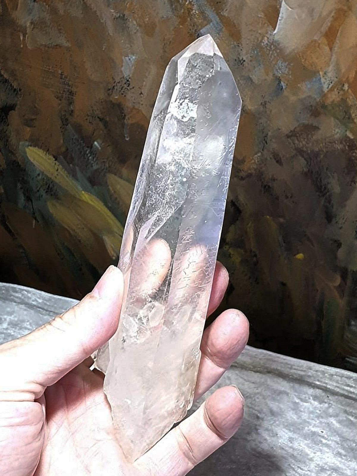 Premium 17 cm natural untreated unprocessed raw Clear Quartz point [Natural Crystal] 精品天然未打磨白水晶柱原石