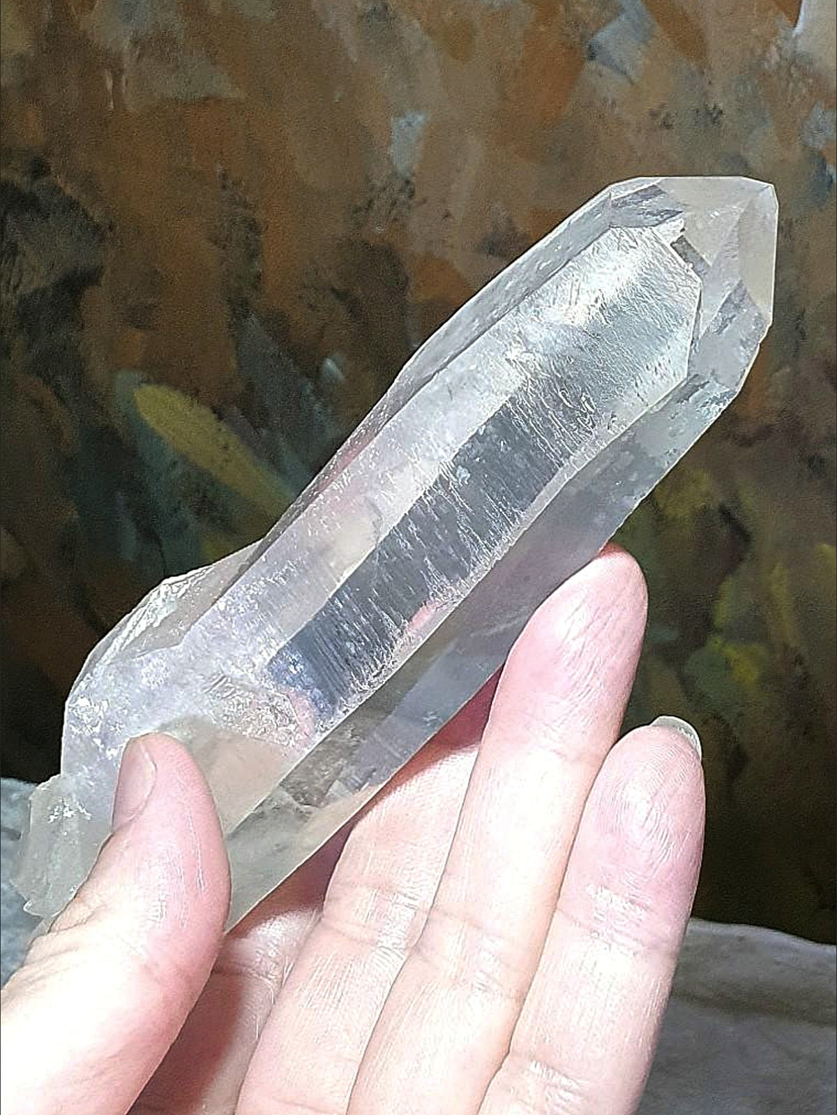 Premium 17 cm natural untreated unprocessed raw Clear Quartz point [Natural Crystal] 精品天然未打磨白水晶柱原石